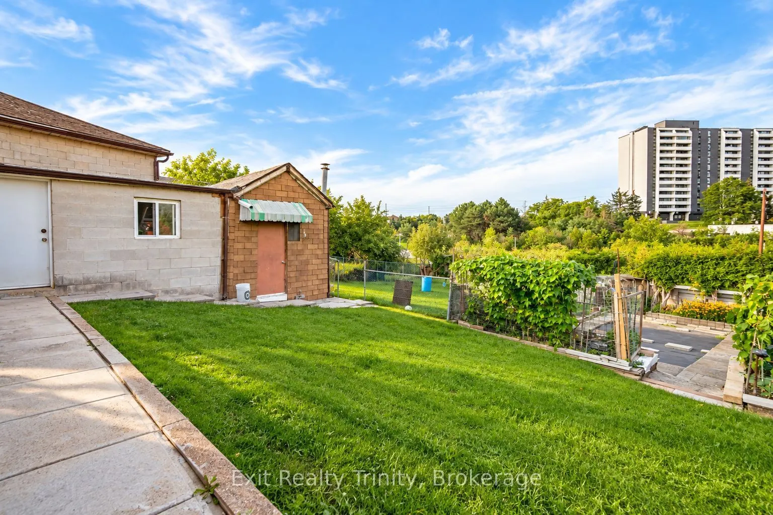 57 Lindylou Road