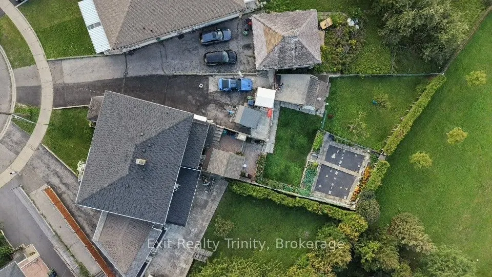 57 Lindylou Road