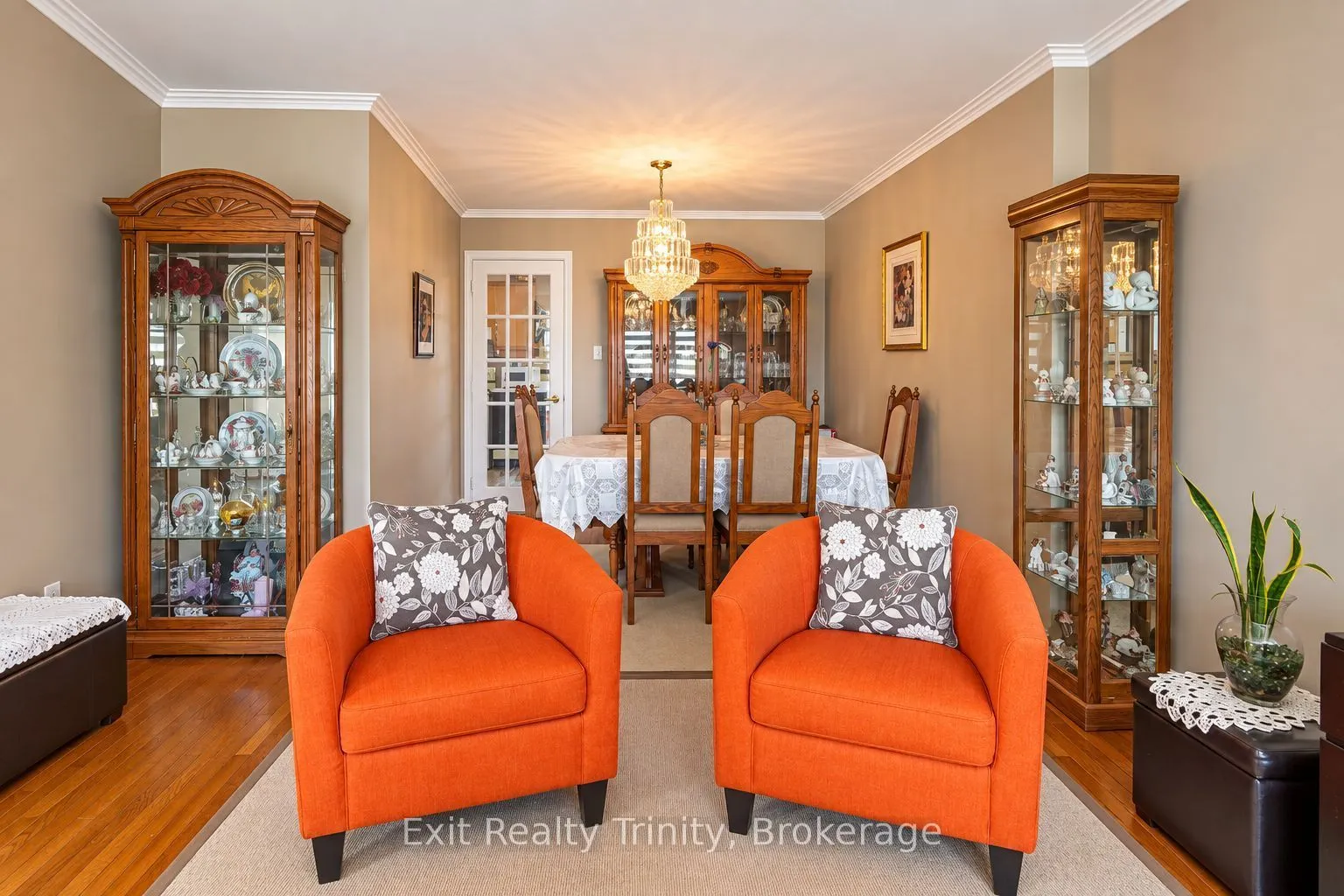 57 Lindylou Road