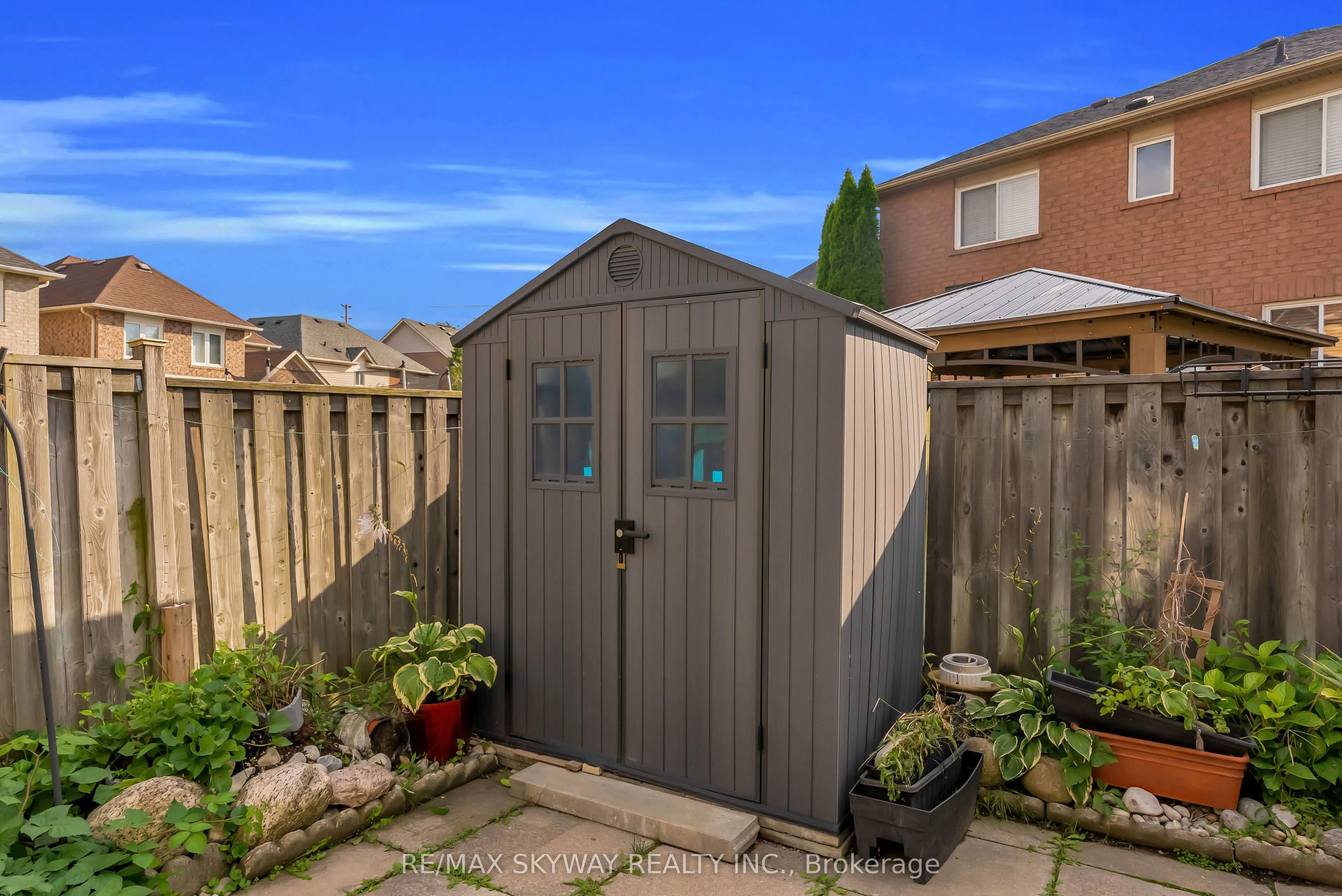 6214 Miriam Way