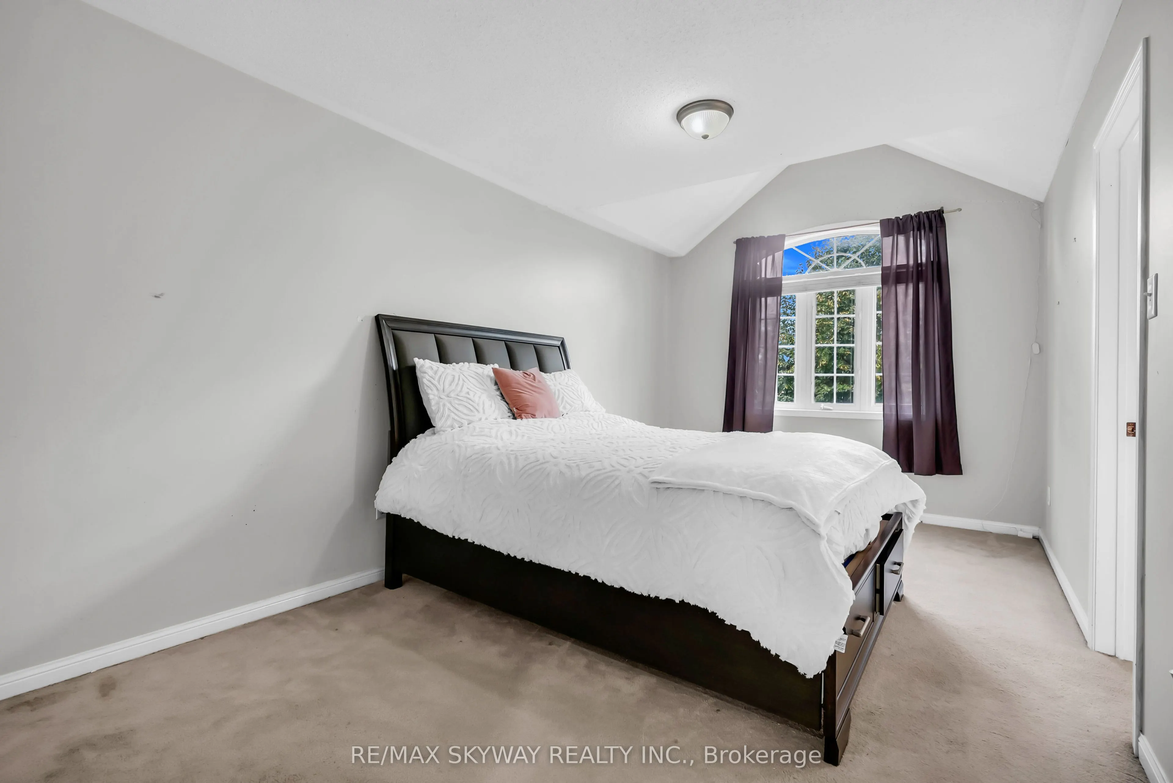 6214 Miriam Way