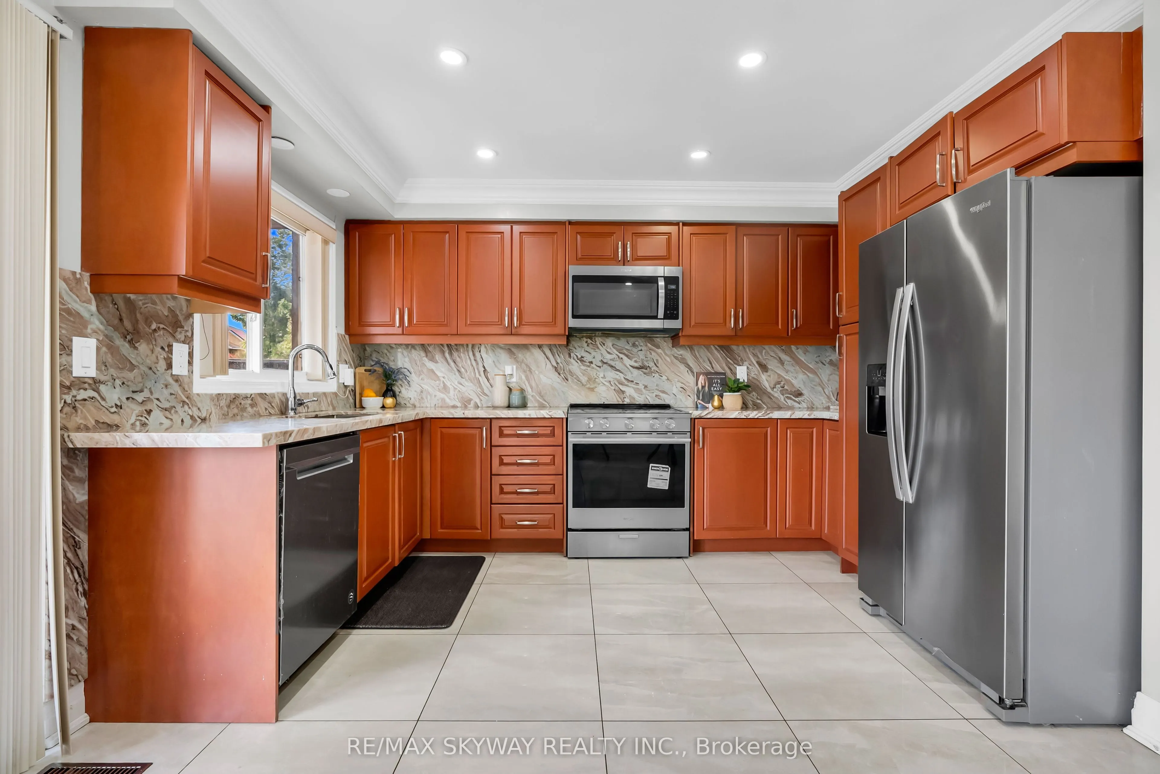 6214 Miriam Way