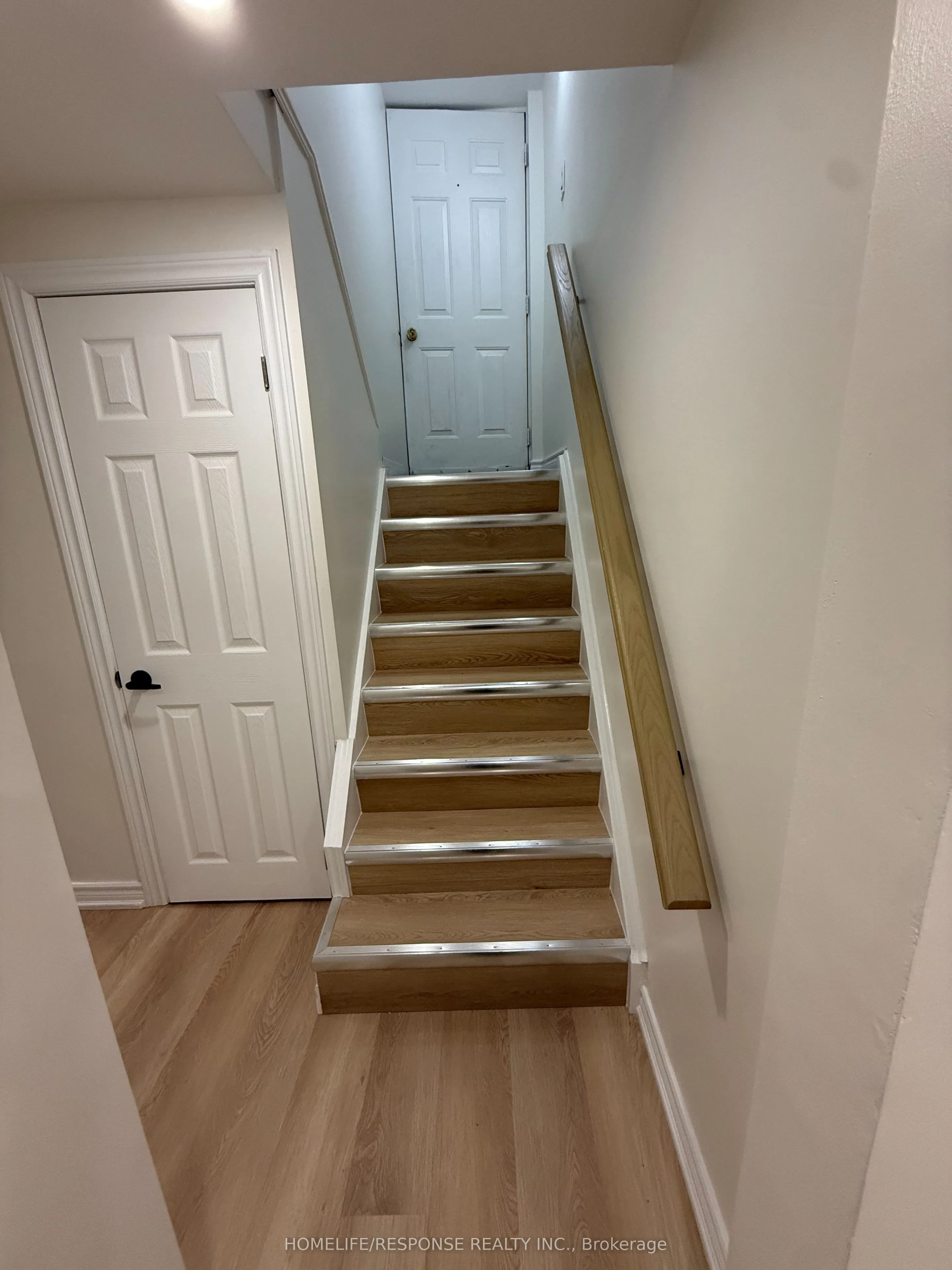 208 Lake Promenade