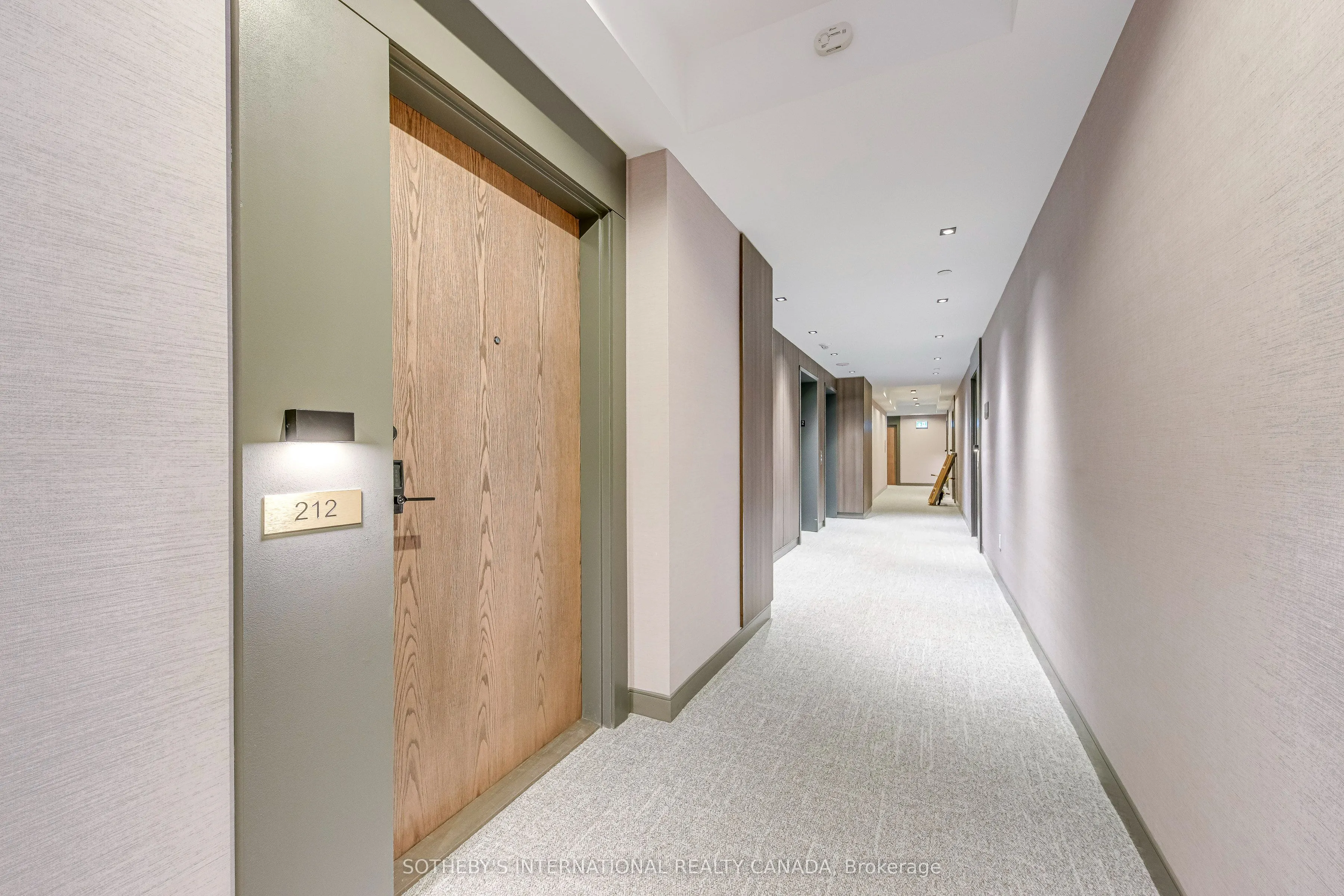 1035 Southdown Road #212