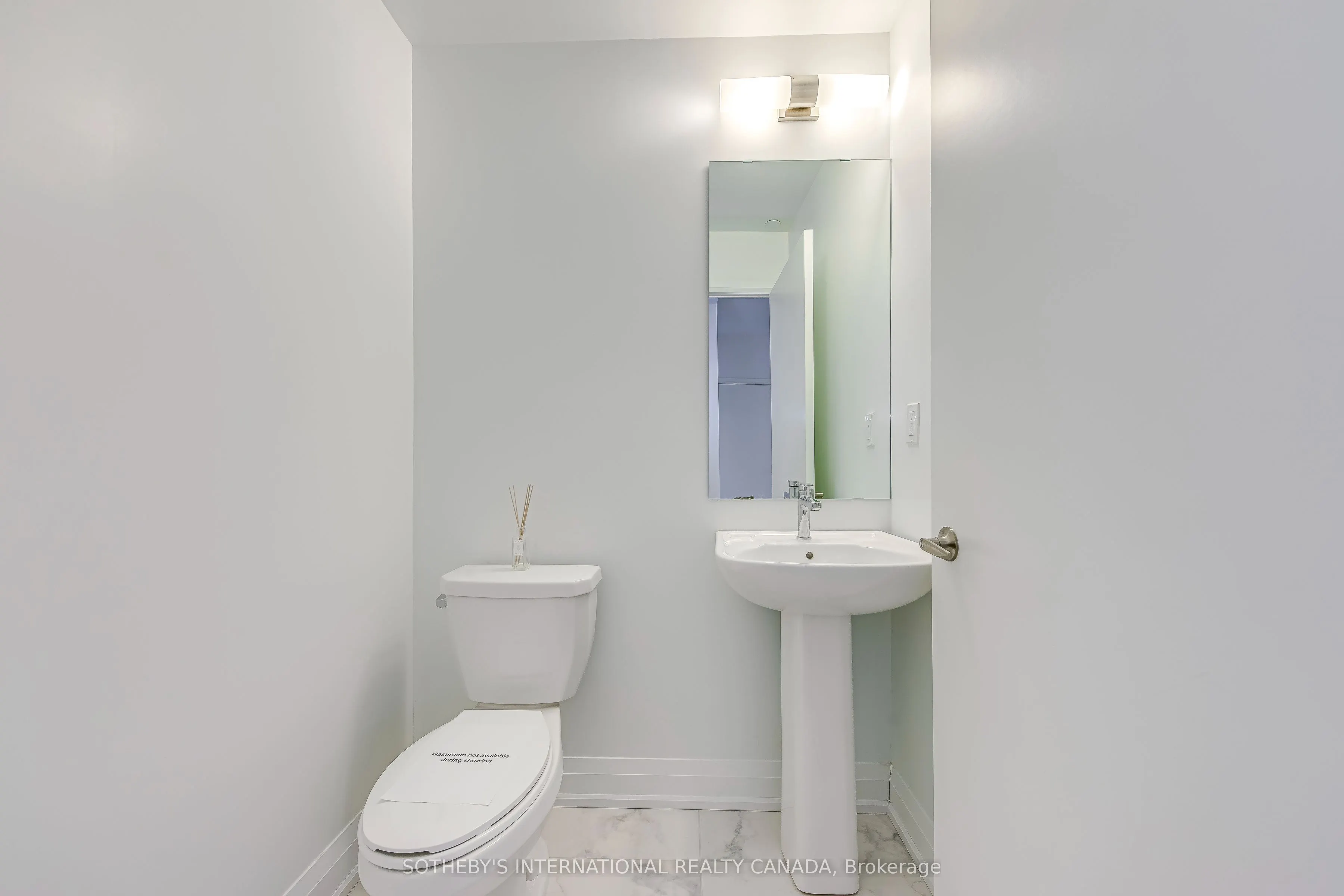 1035 Southdown Road #212