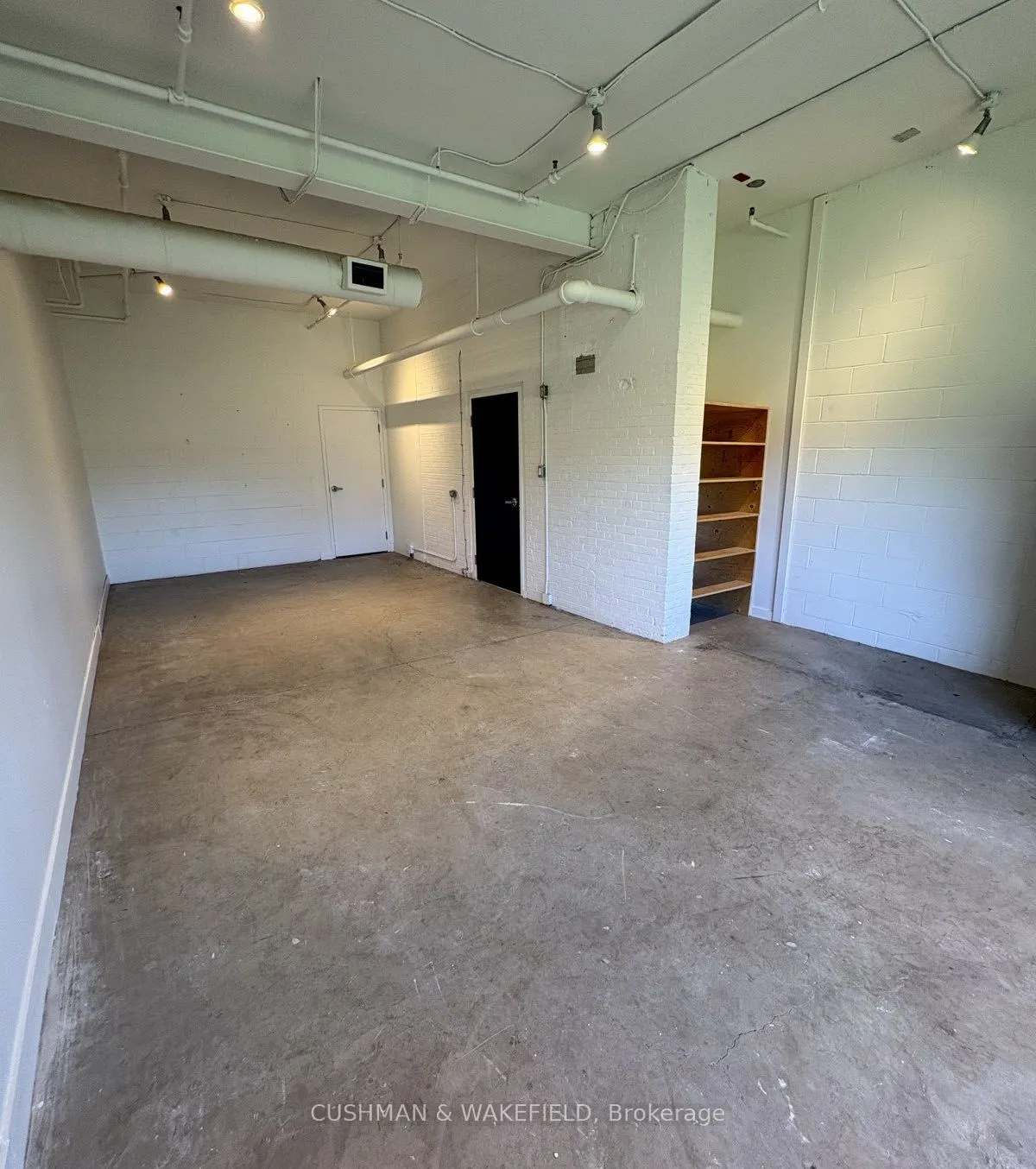 18 Hook Avenue #104