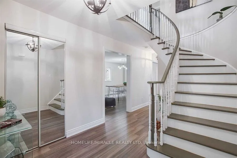2889 Gulfstream Way