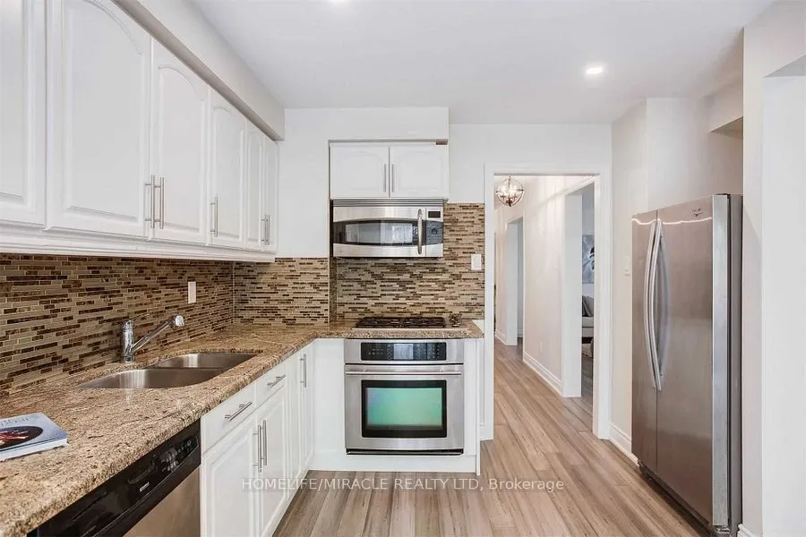 2889 Gulfstream Way