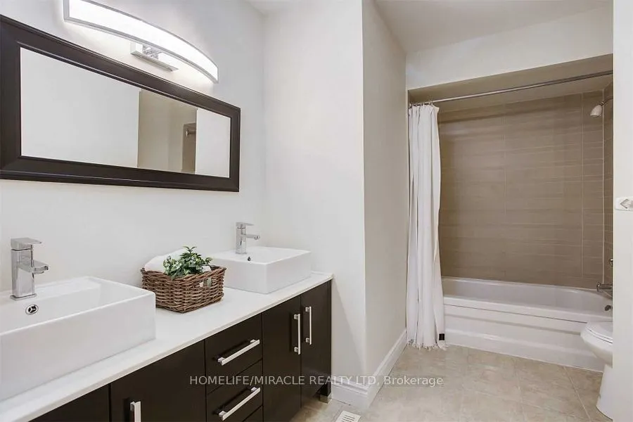 2889 Gulfstream Way