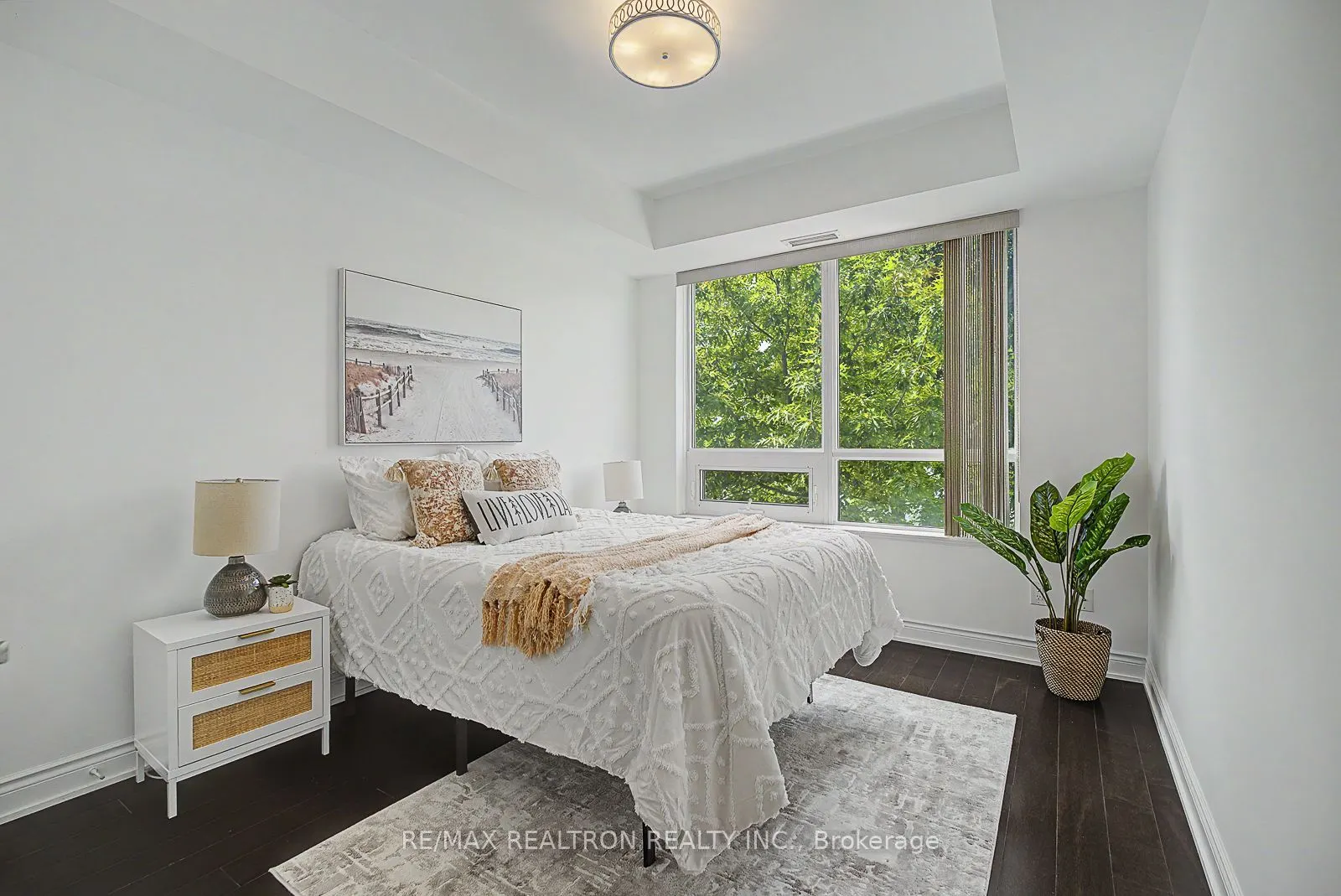 3500 Lakeshore Road W #229