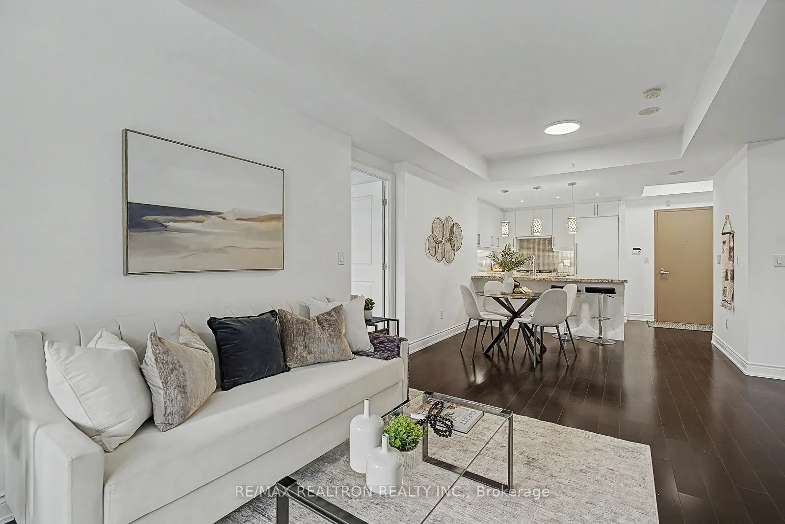 3500 Lakeshore Road W #229