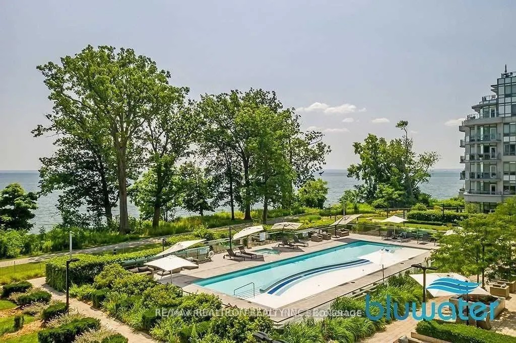 3500 Lakeshore Road W #229
