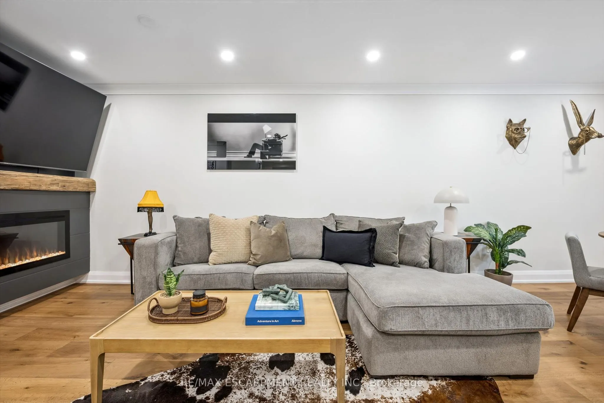 1261 STEPHENSON Drive