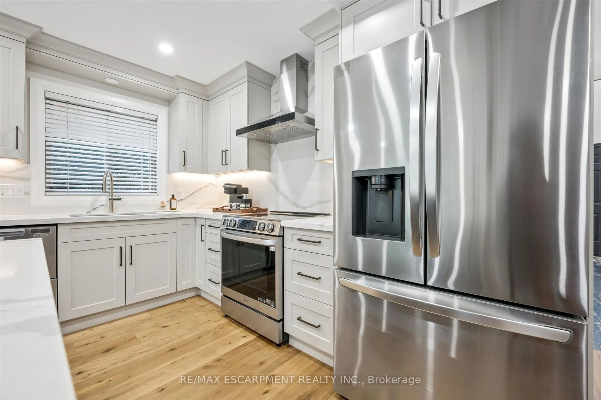 1261 STEPHENSON Drive