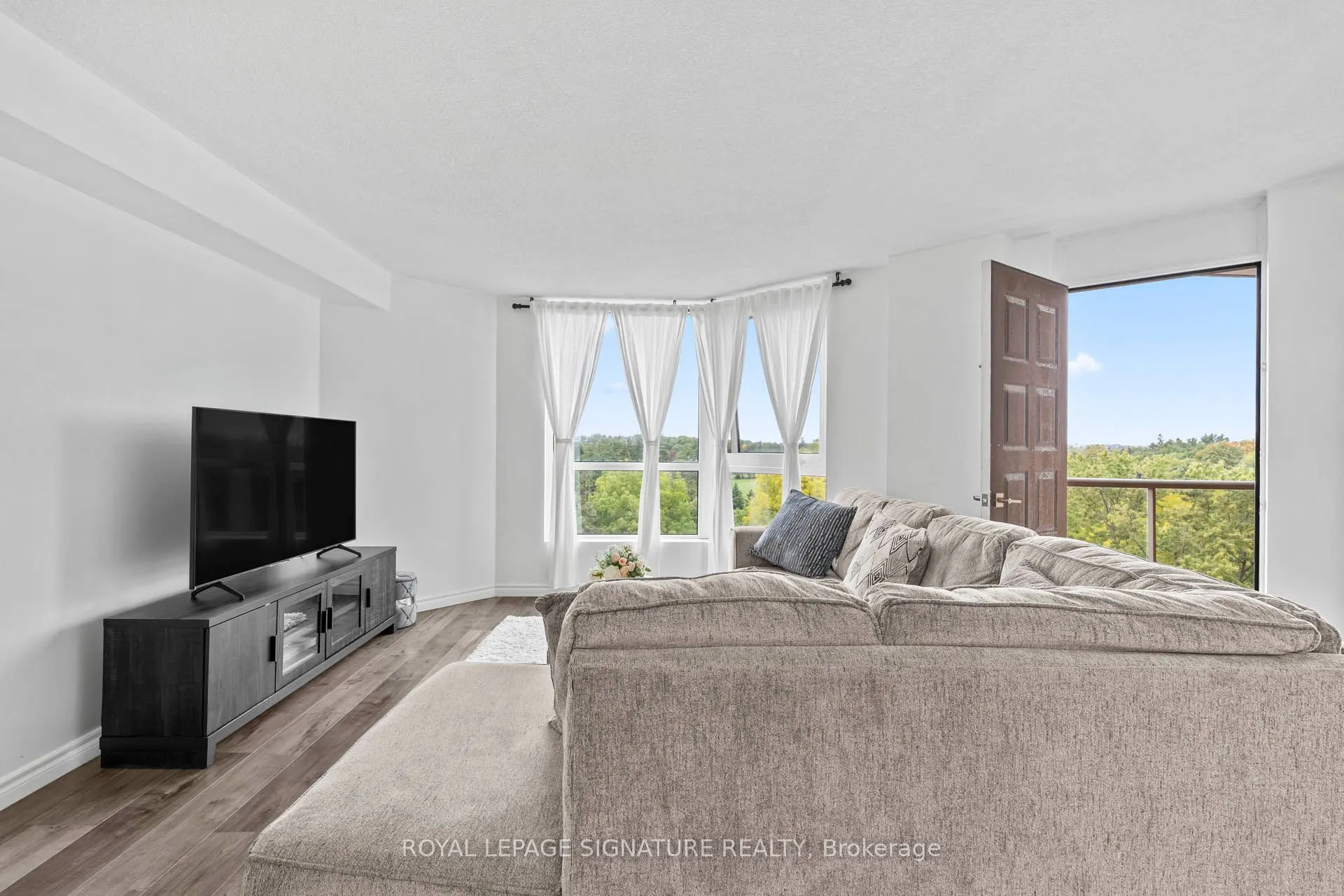 238 Albion Road #607