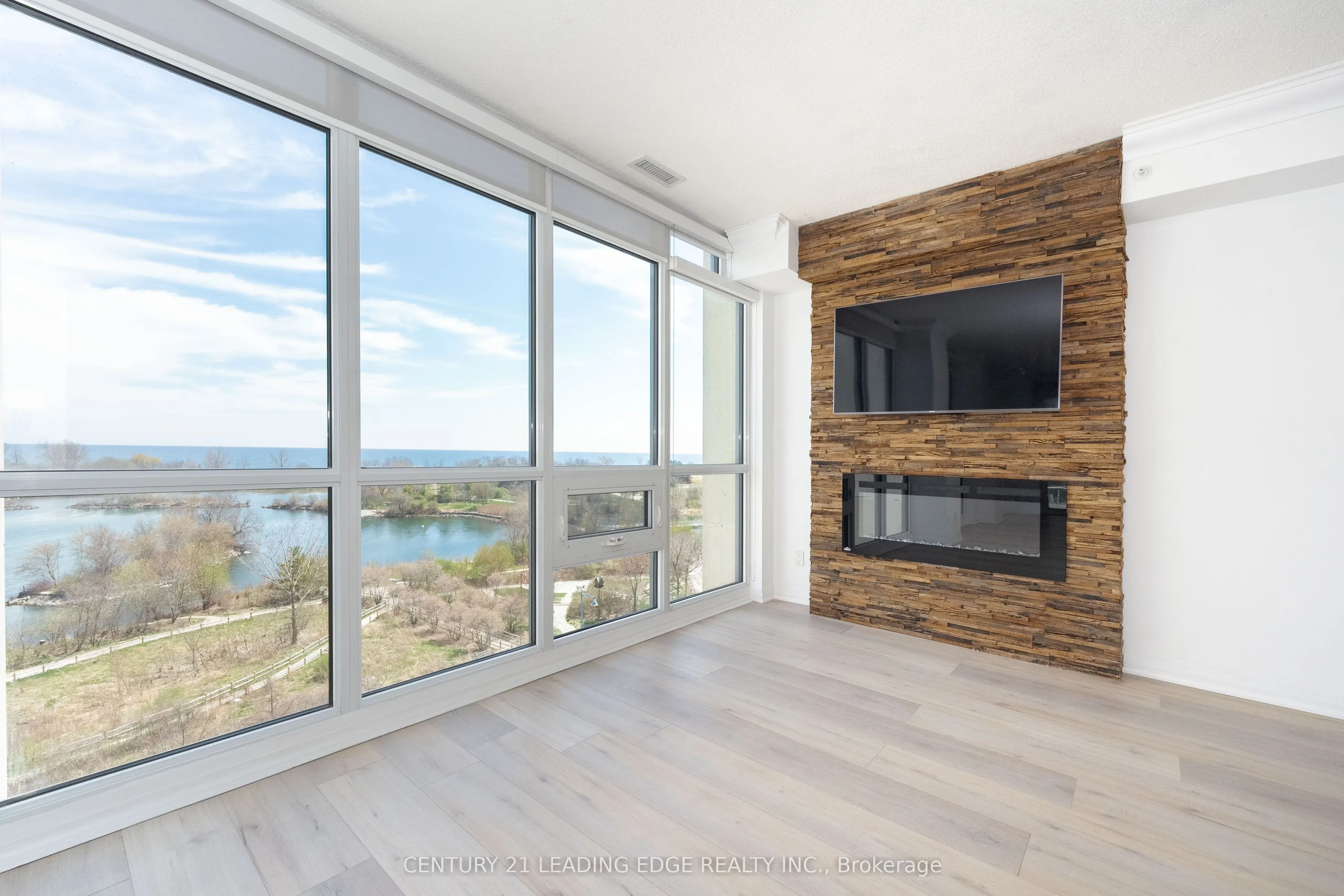 59 Annie Craig Drive #603