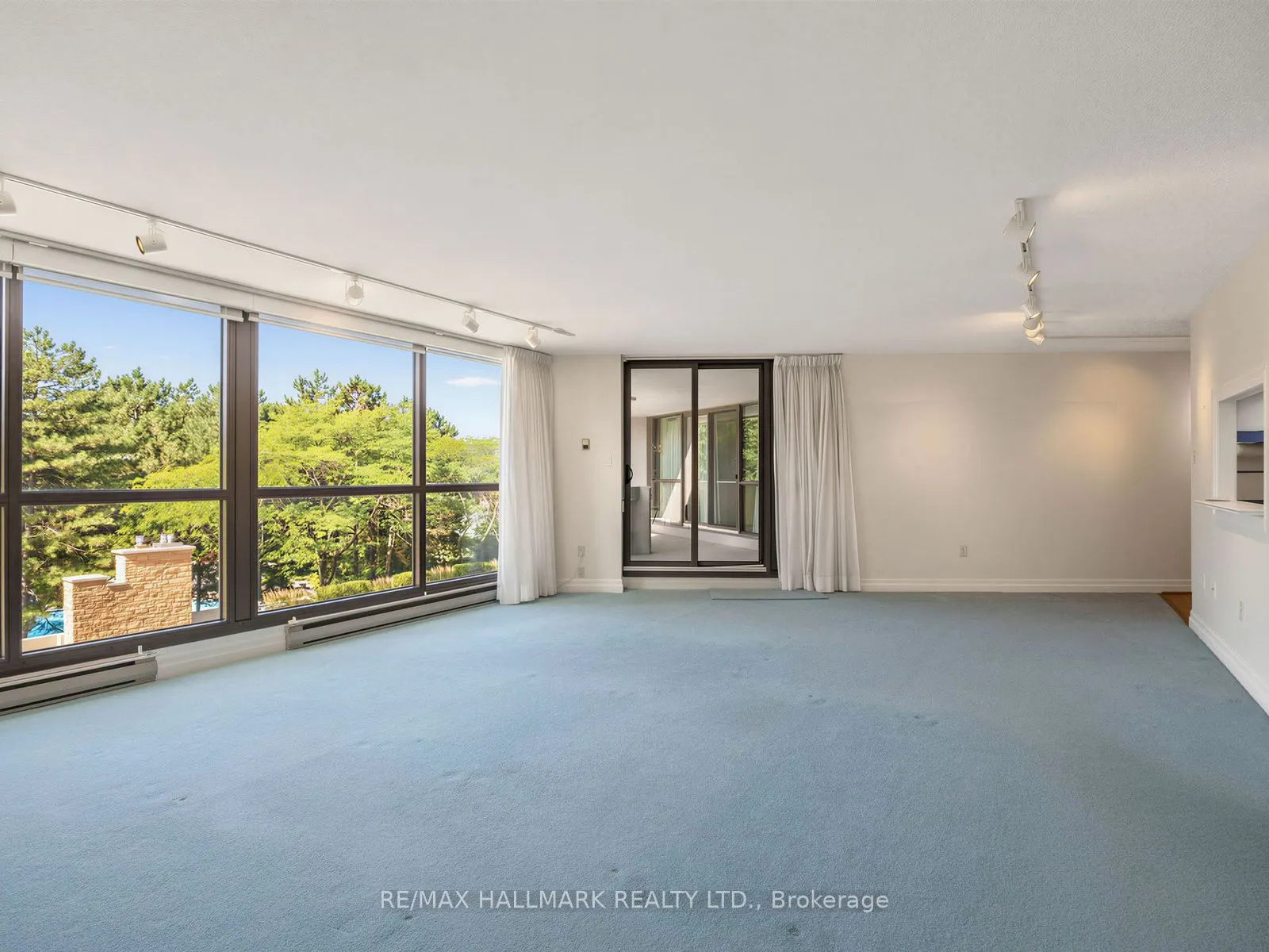 2010 Islington Avenue #301