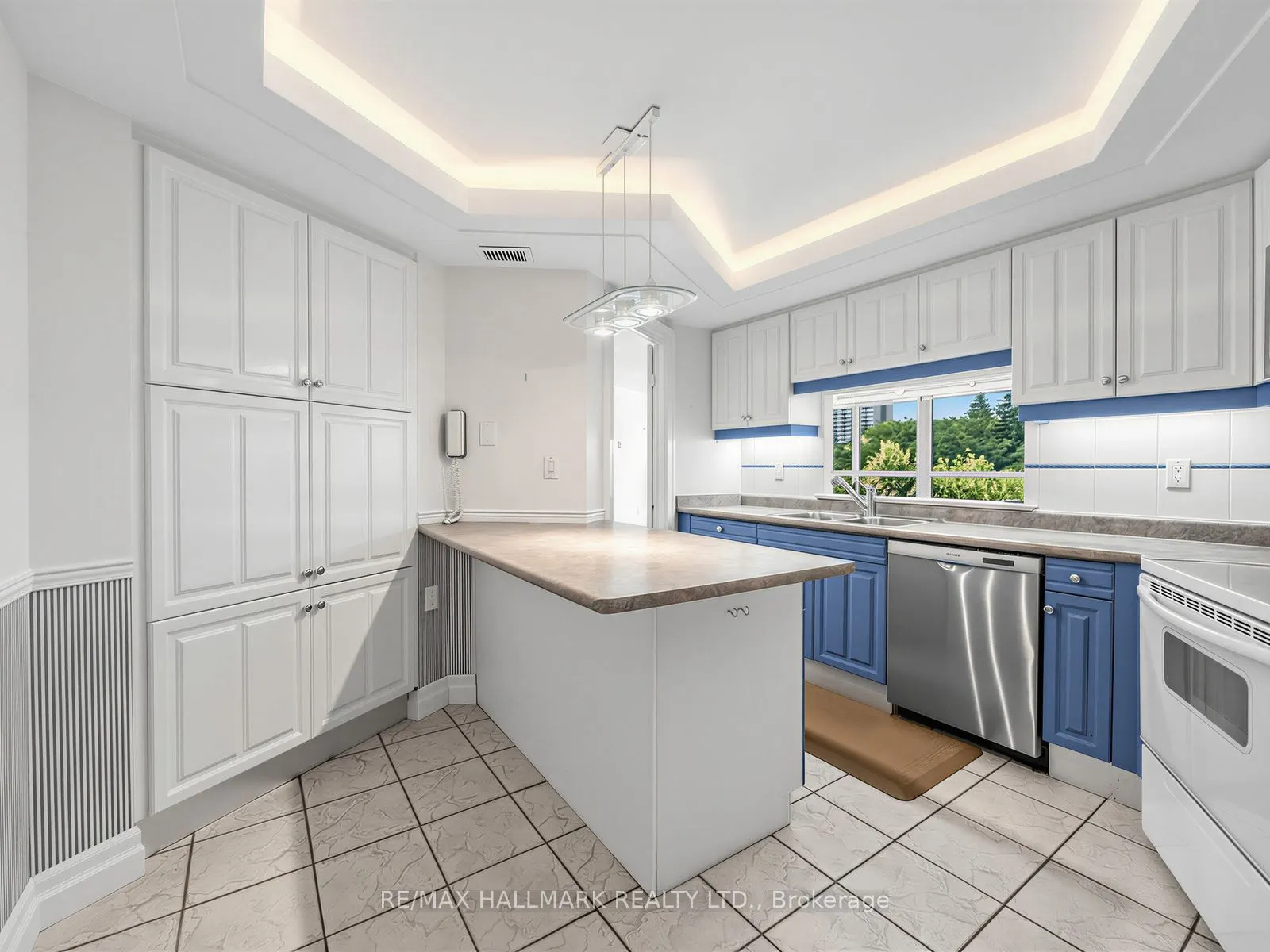 2010 Islington Avenue #301