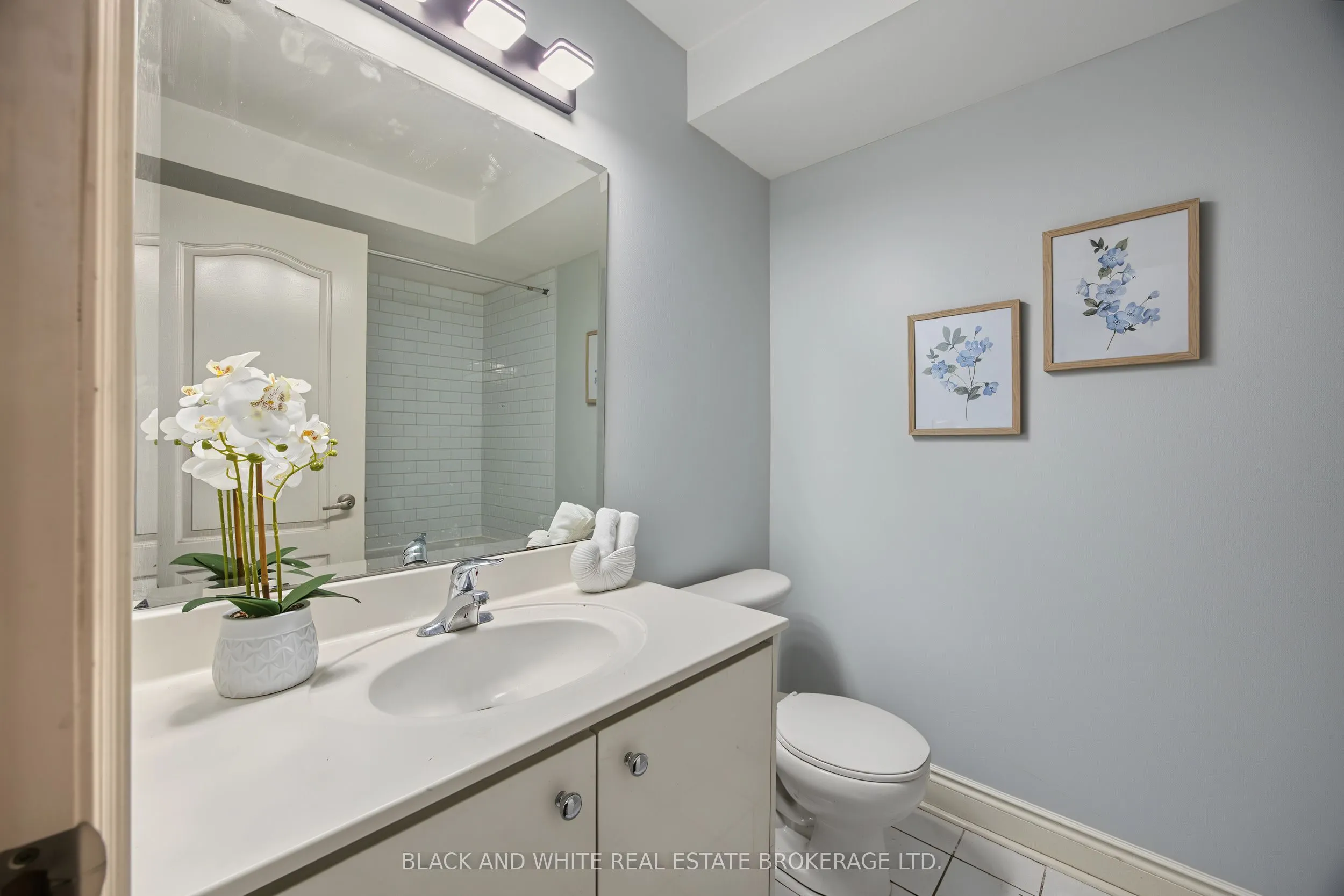 265 Van Dusen Boulevard #5