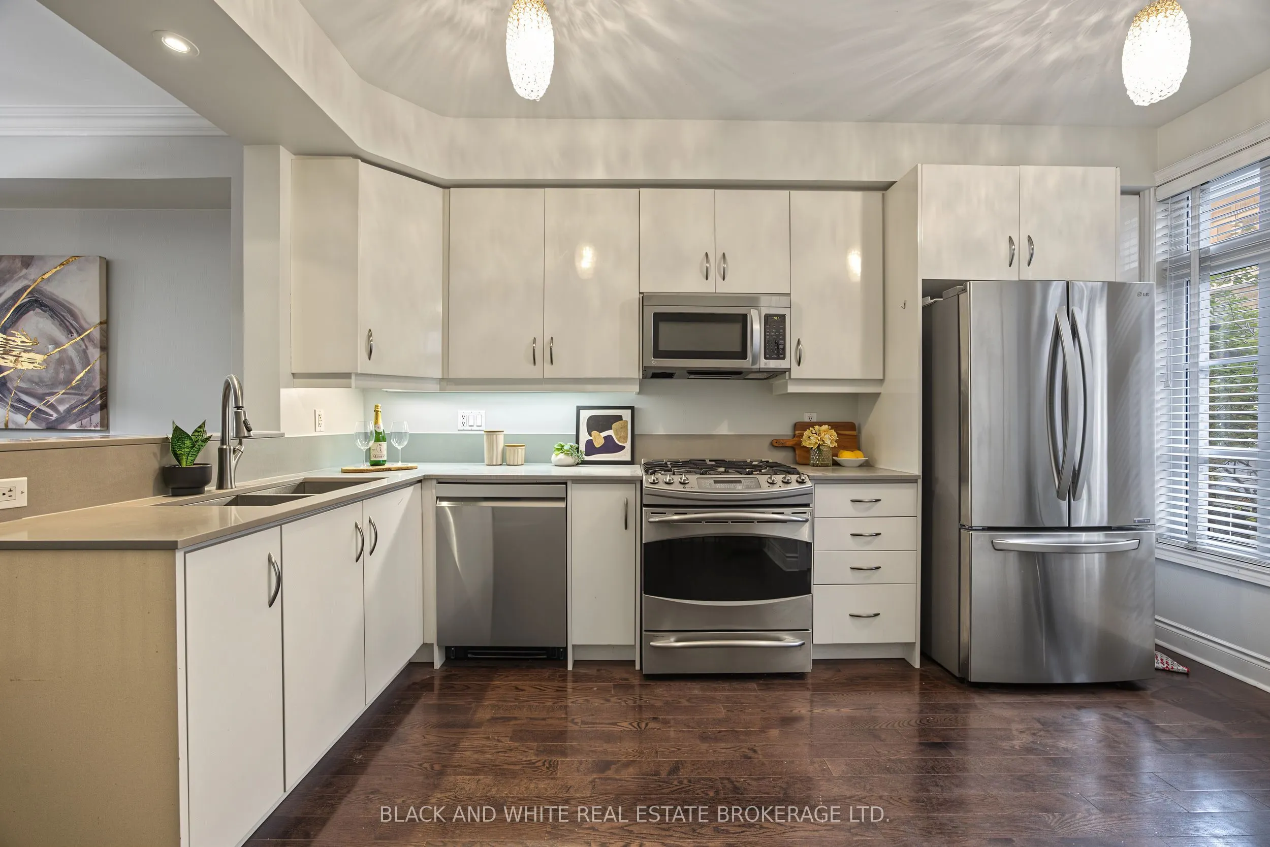 265 Van Dusen Boulevard #5