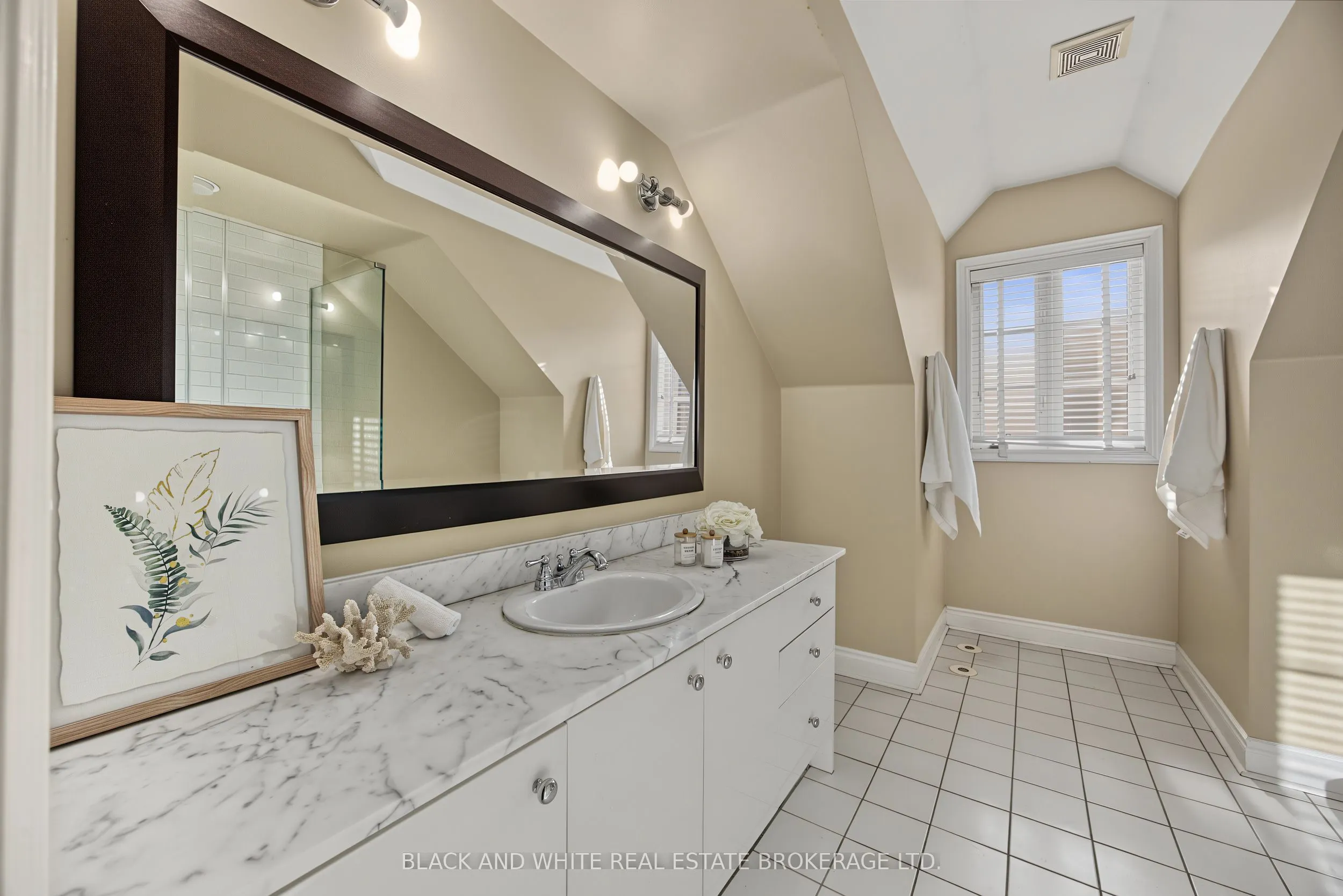 265 Van Dusen Boulevard #5