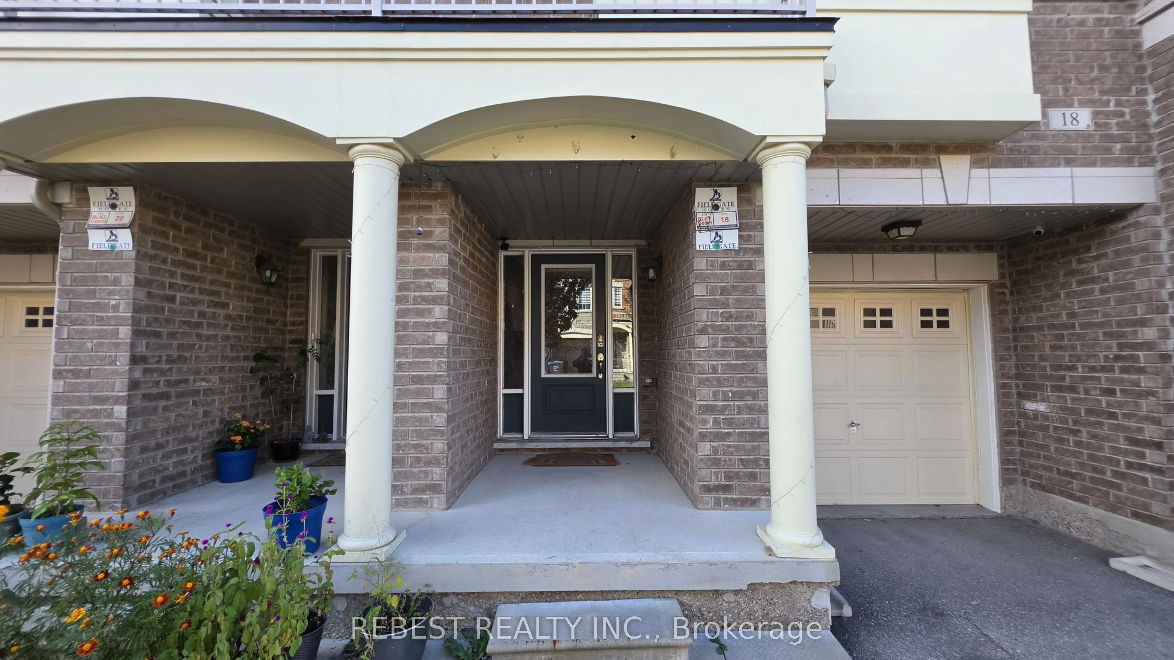18 Aspen Hill Road