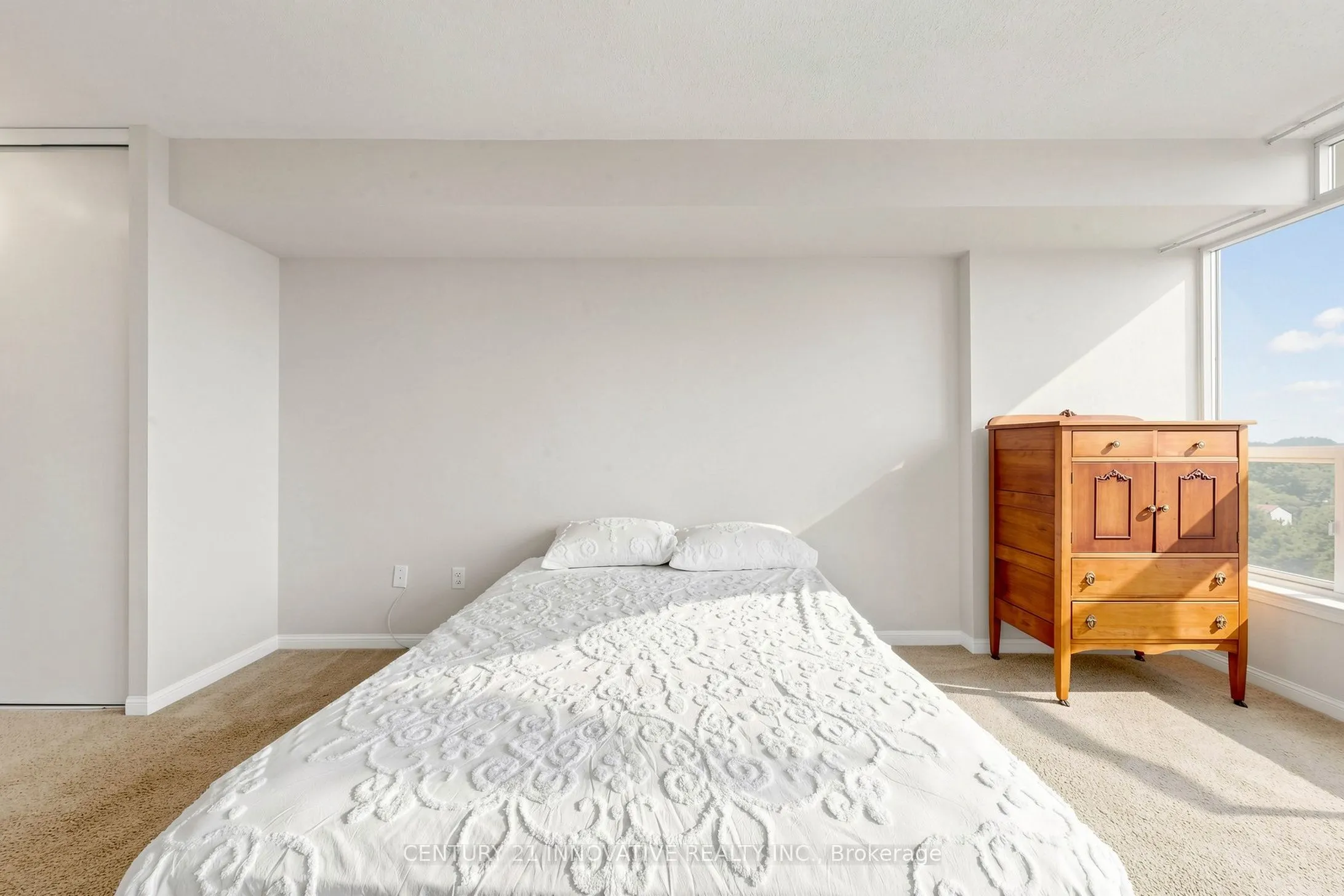 12 Laurelcrest Street #912