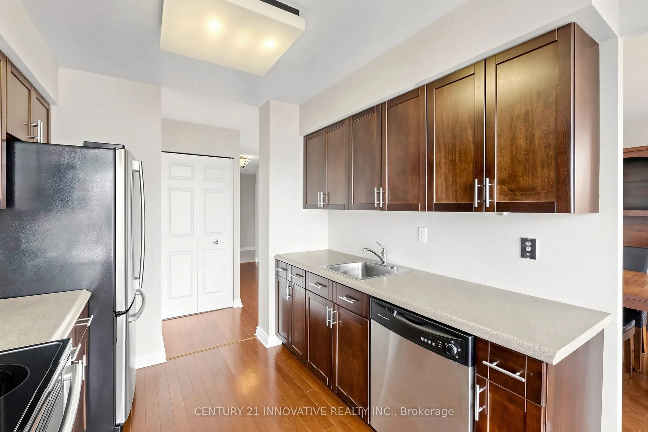 12 Laurelcrest Street #912