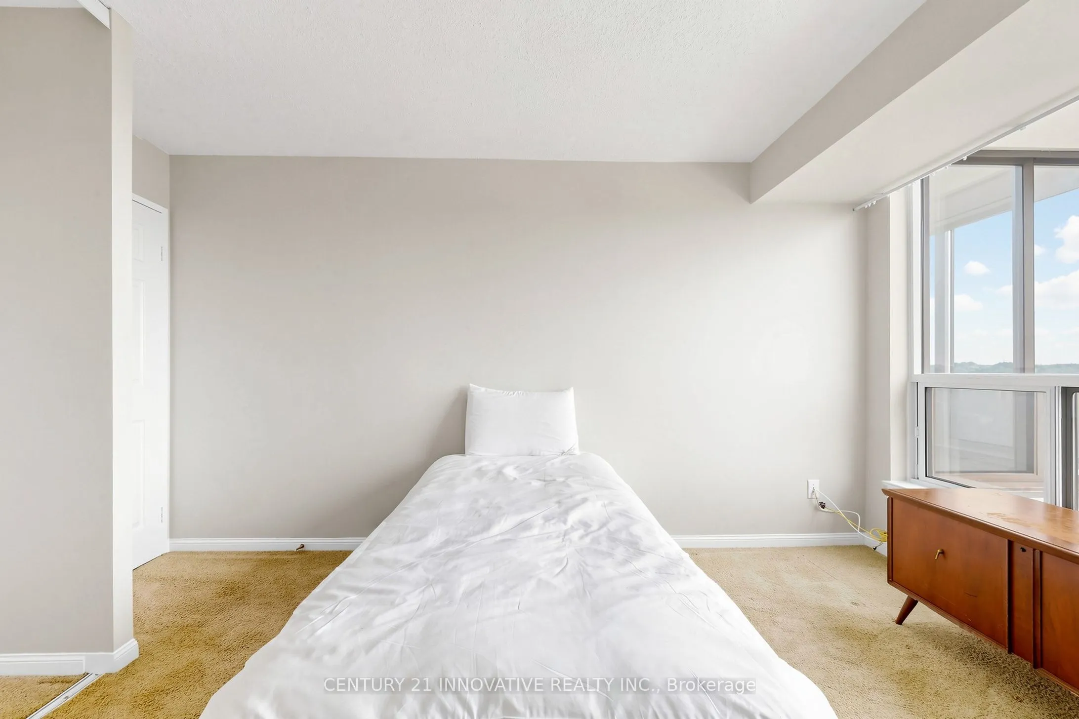 12 Laurelcrest Street #912