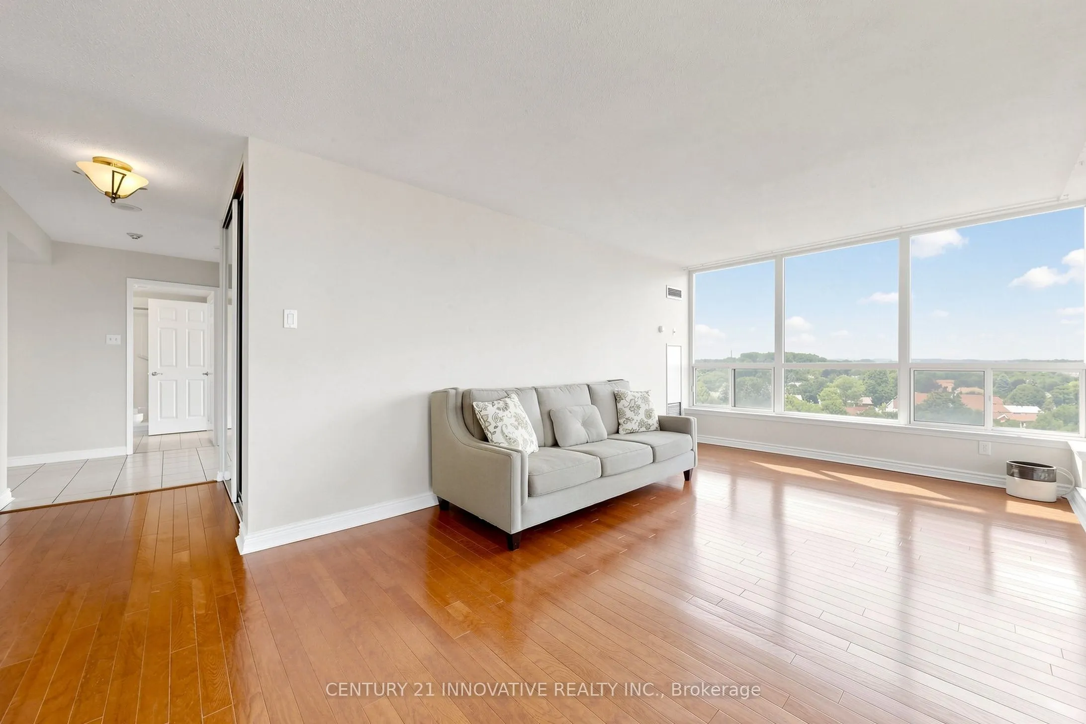 12 Laurelcrest Street #912