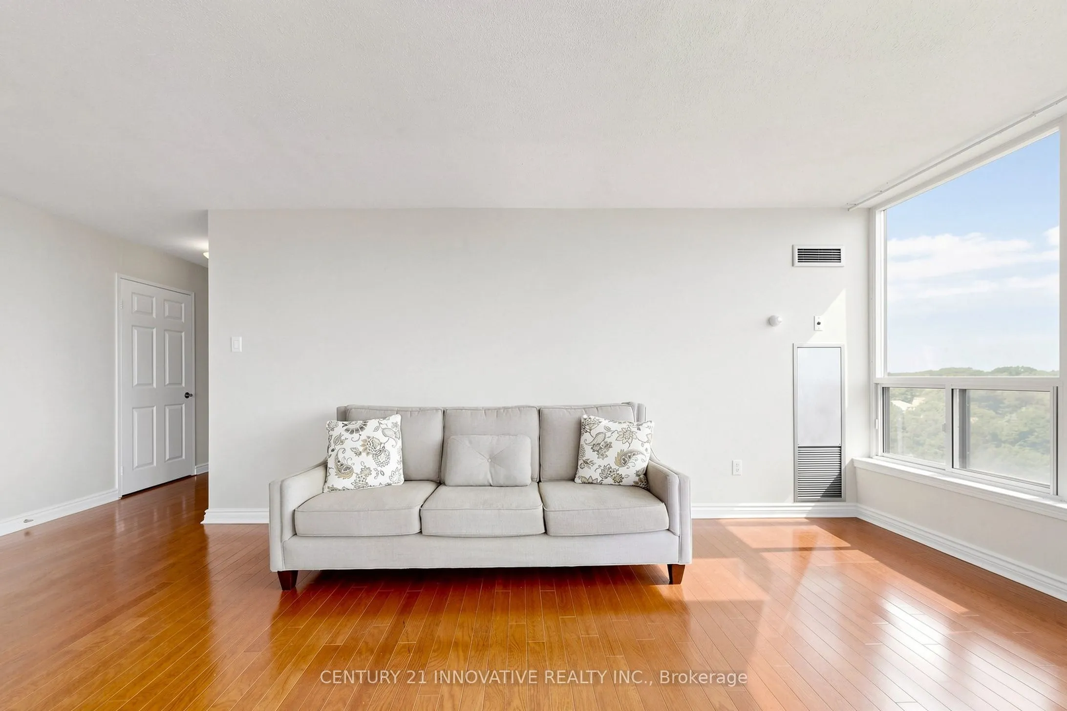 12 Laurelcrest Street #912