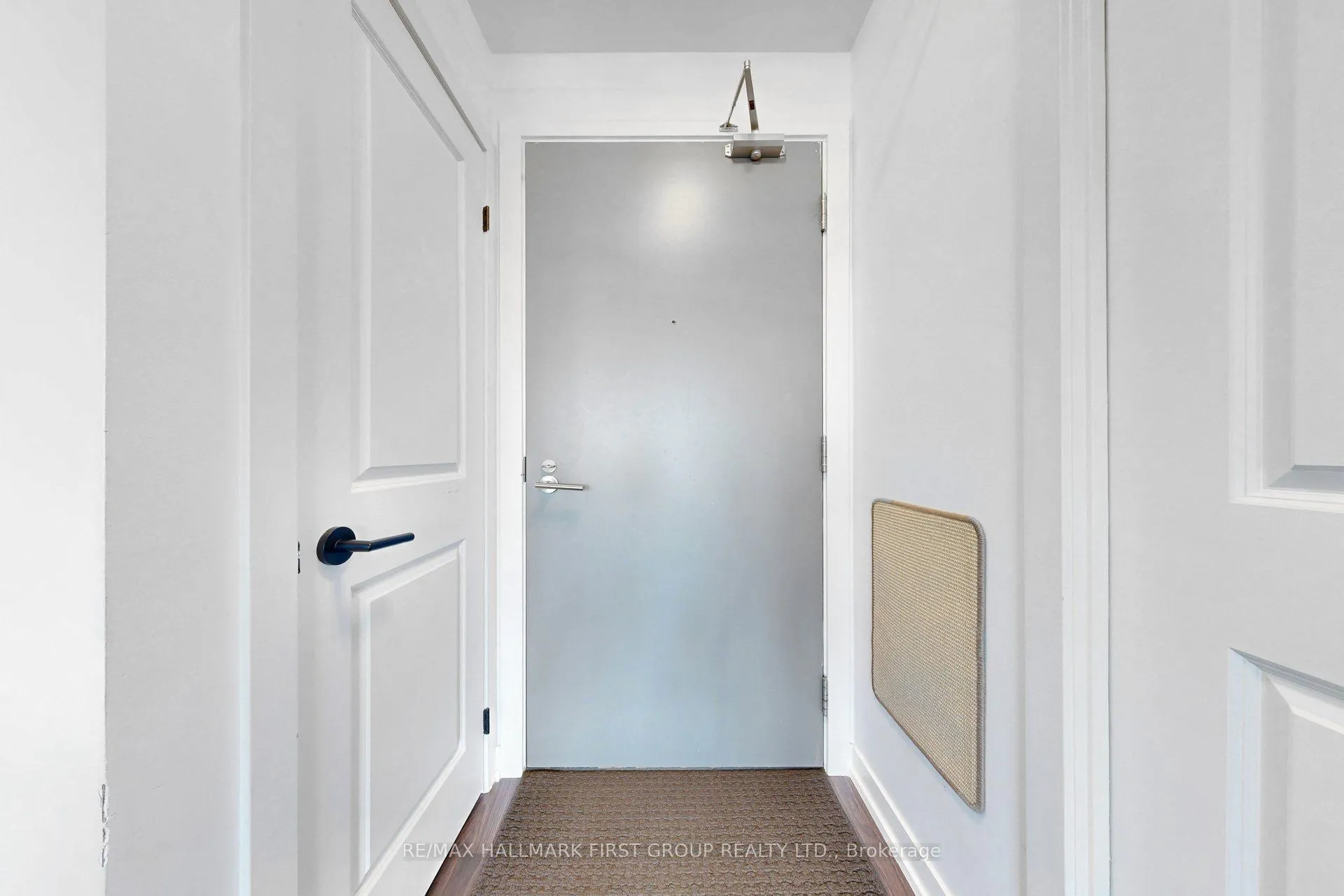 8 Fieldway Road #505