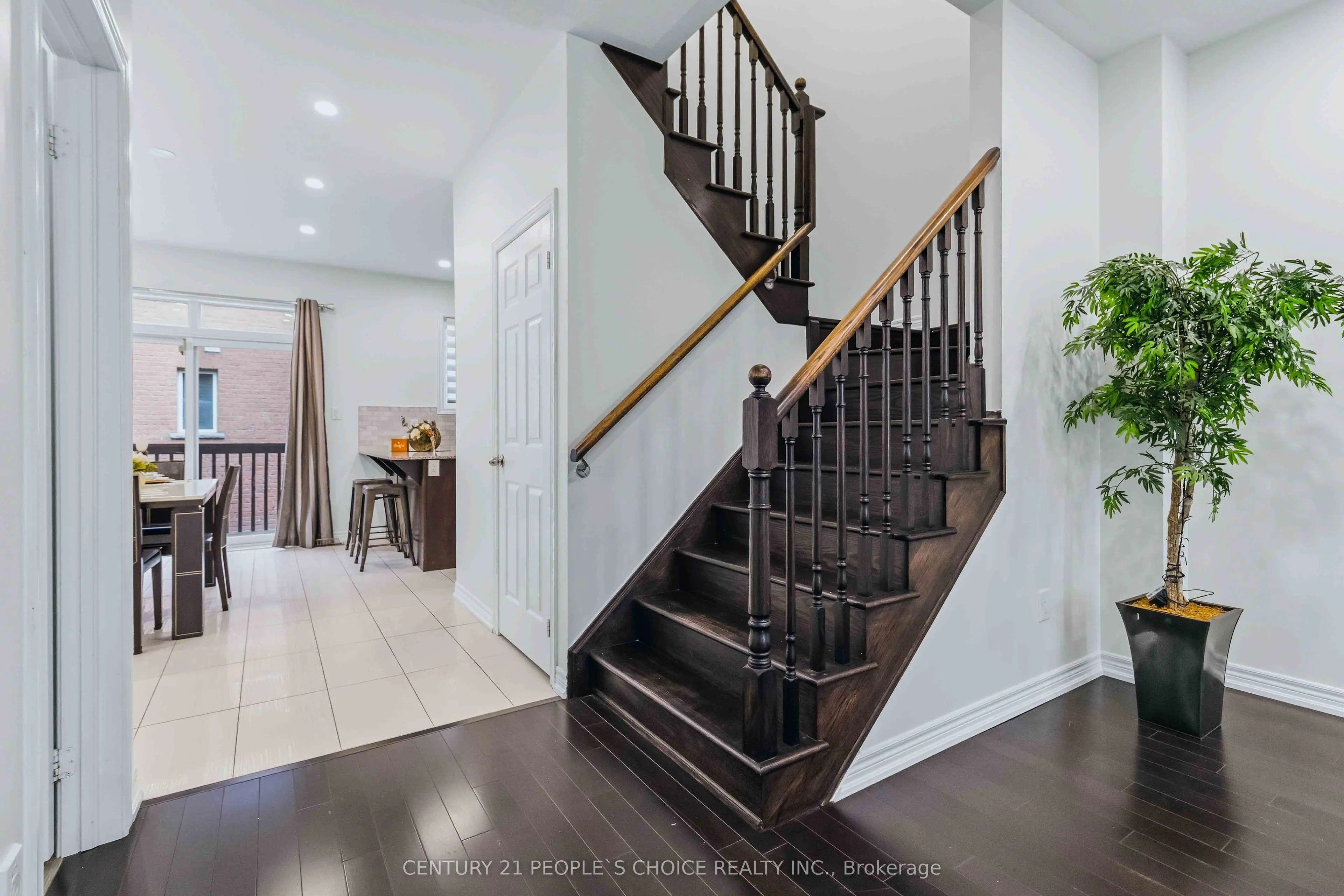 52 Aldersgate Drive