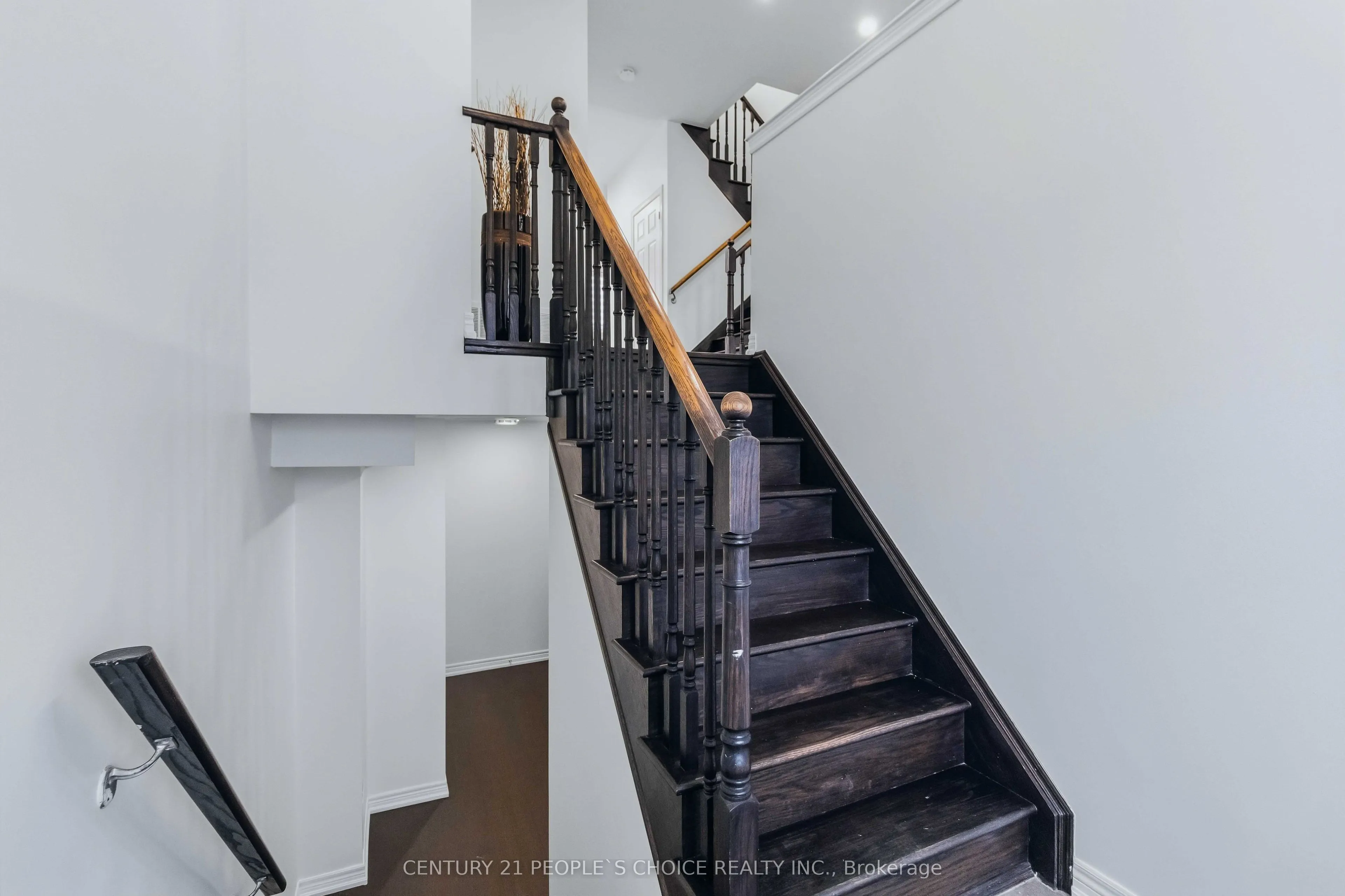 52 Aldersgate Drive