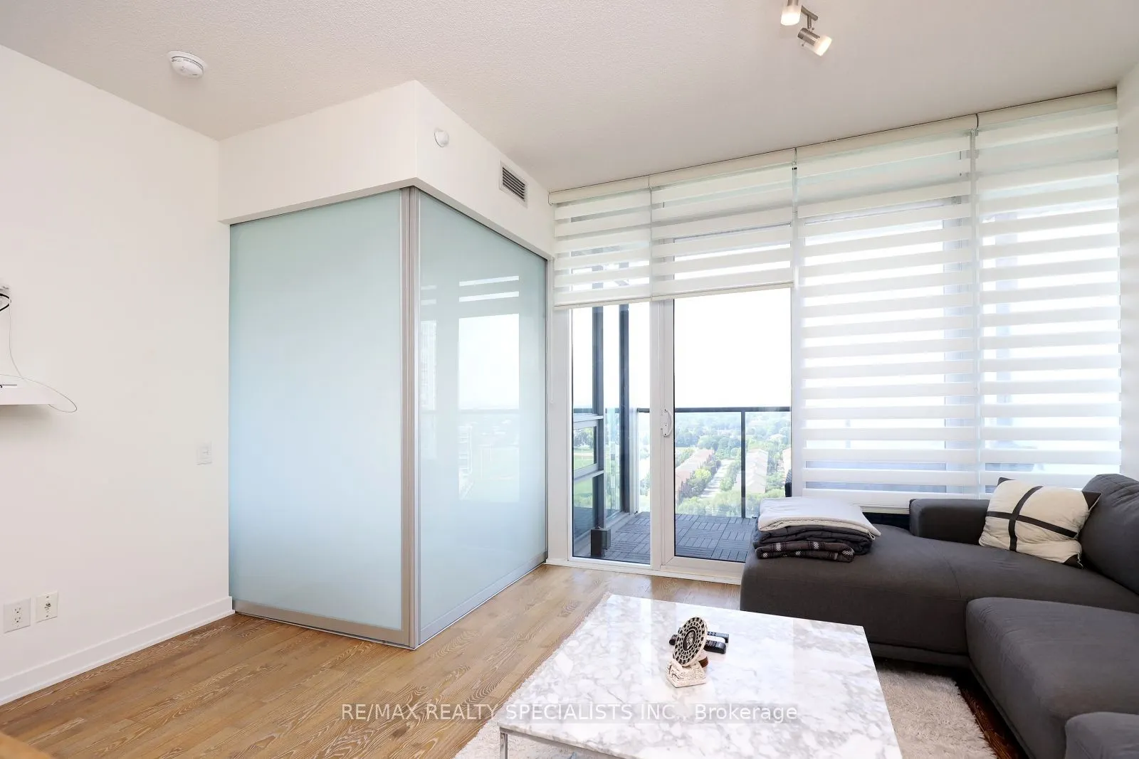 88 Park Lawn Road #2103
