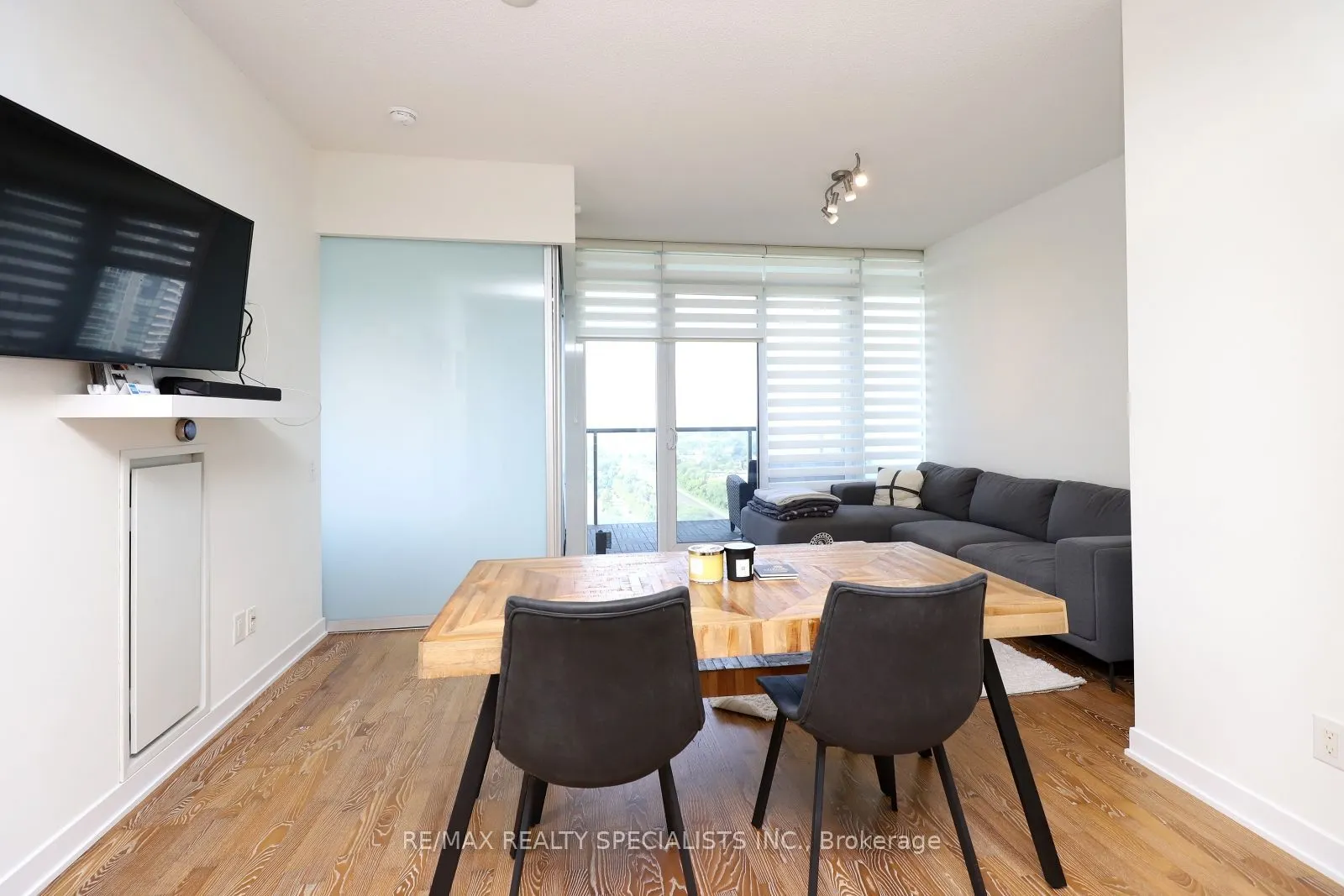 88 Park Lawn Road #2103