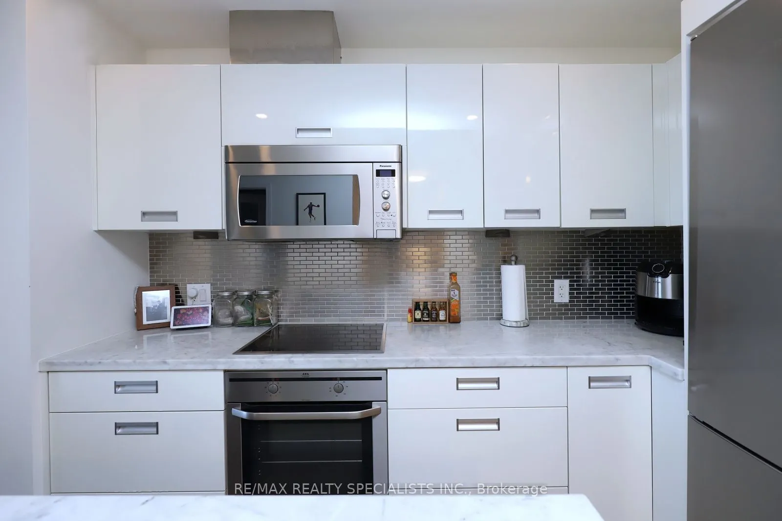 88 Park Lawn Road #2103