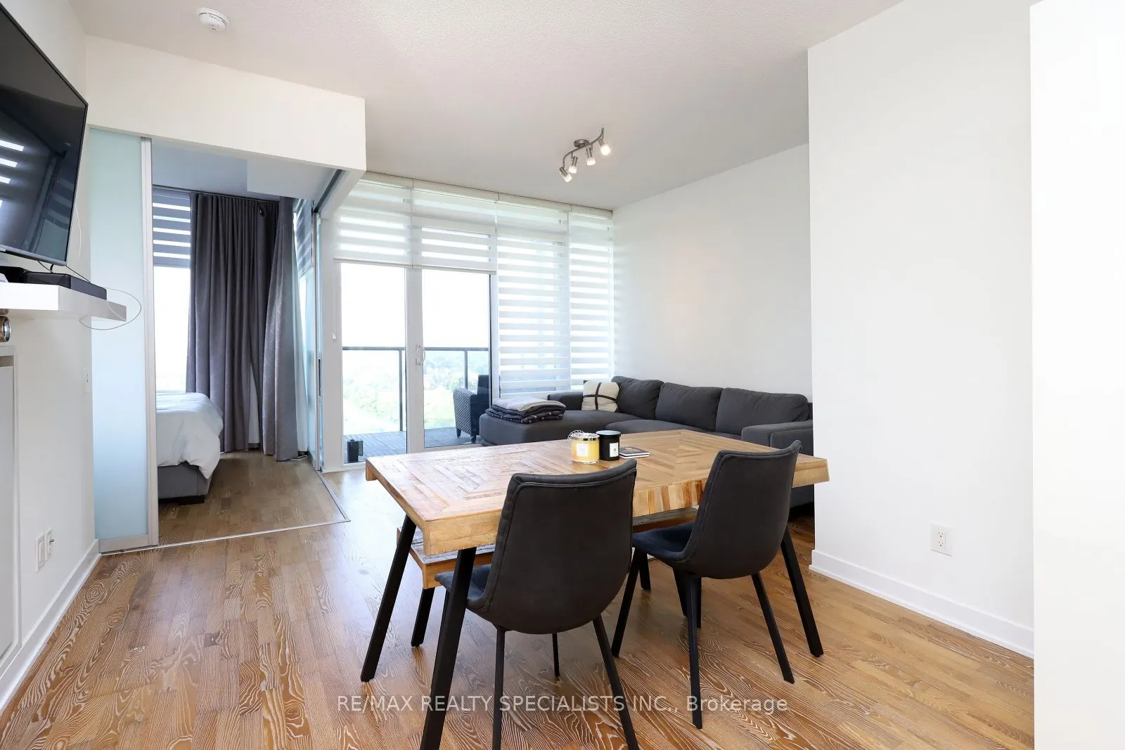 88 Park Lawn Road #2103