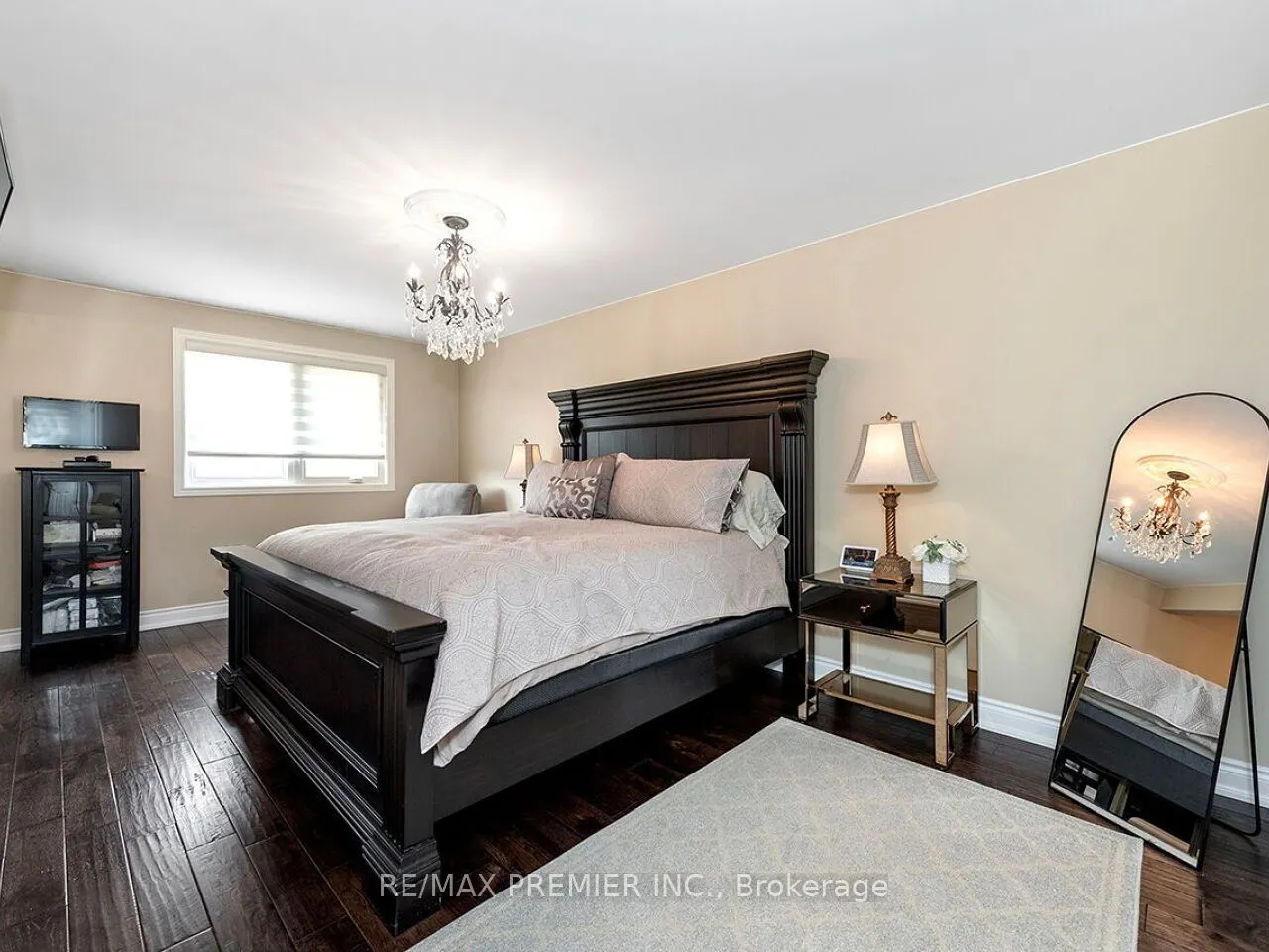 81 De Rose Avenue