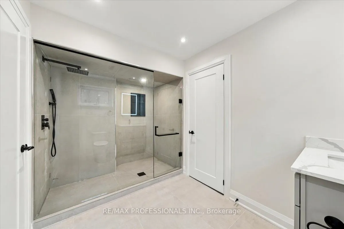 53 Edenvale Crescent