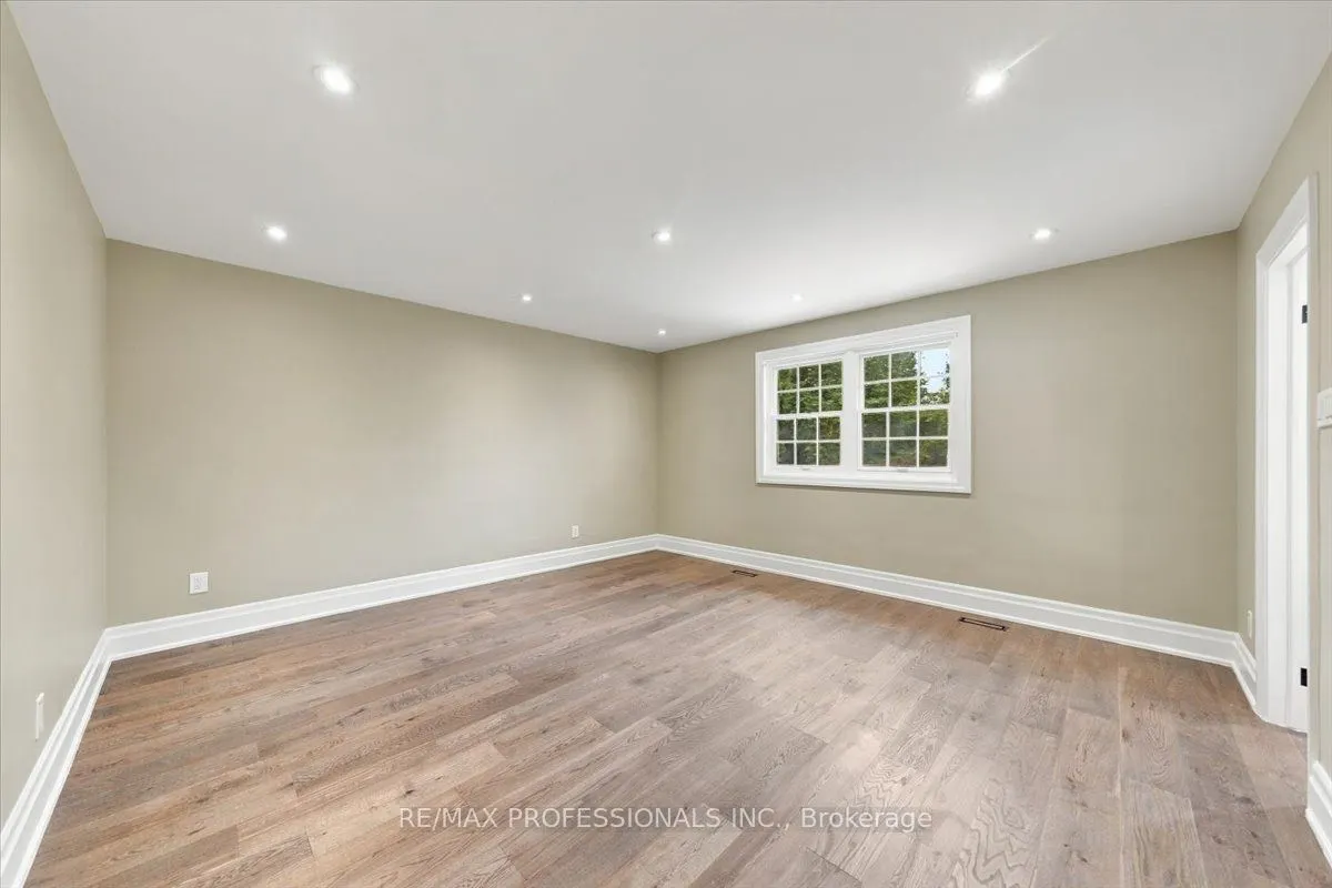 53 Edenvale Crescent