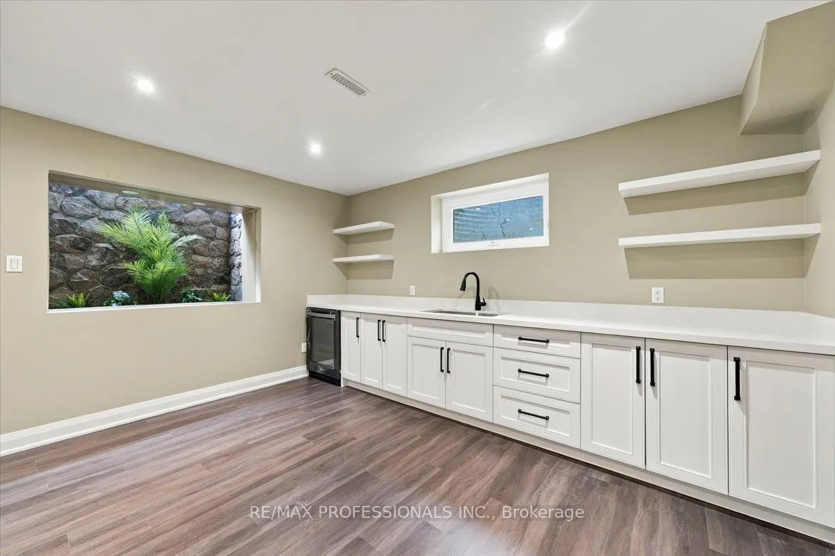 53 Edenvale Crescent