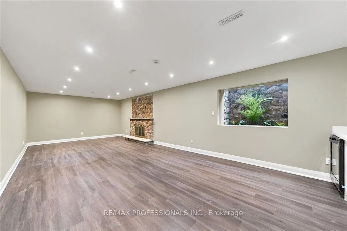 53 Edenvale Crescent