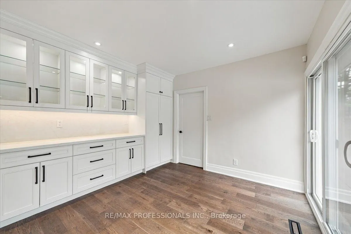 53 Edenvale Crescent