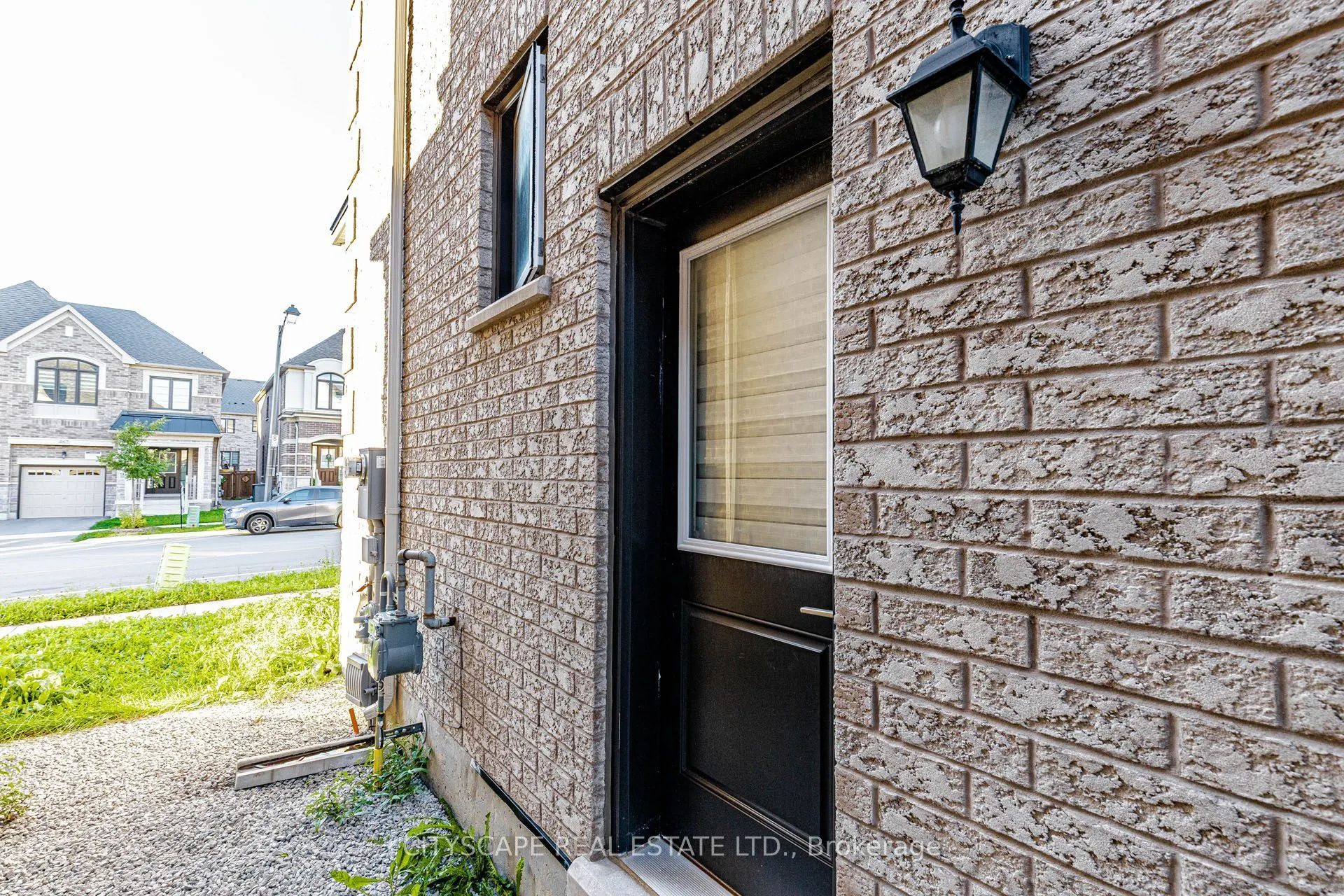 482 Bergamot Avenue