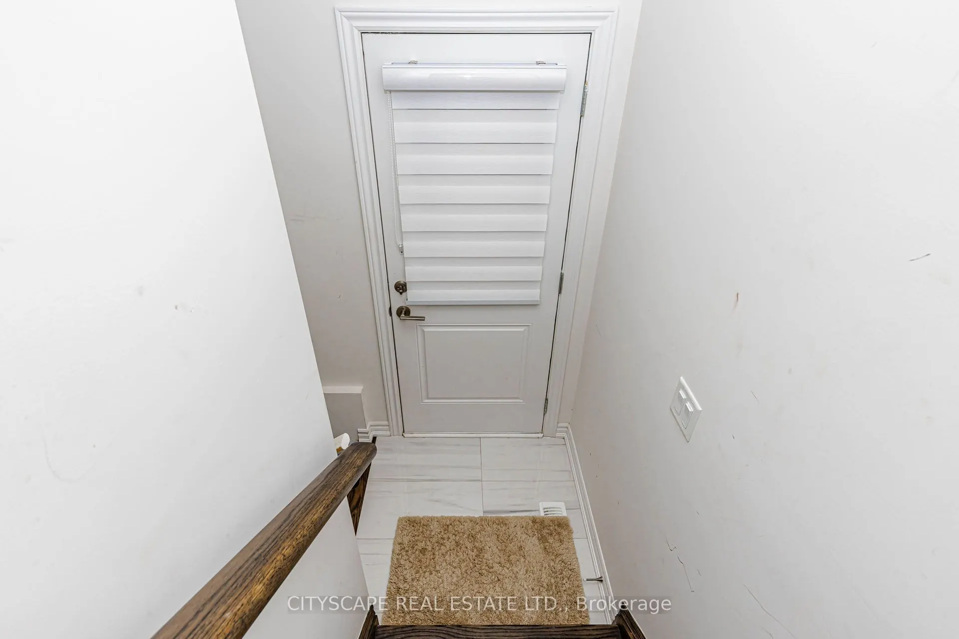 482 Bergamot Avenue