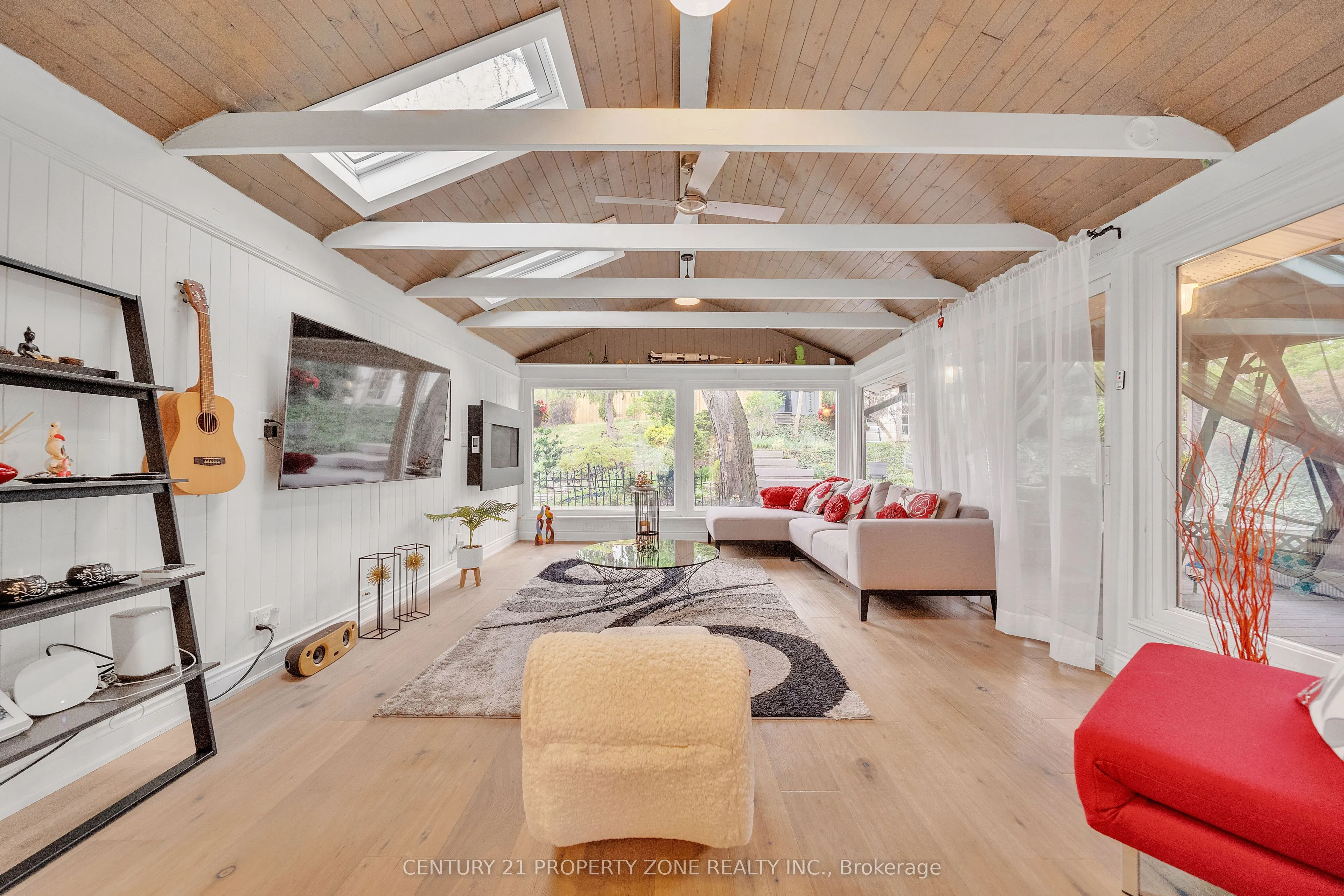 122 Vista Boulevard