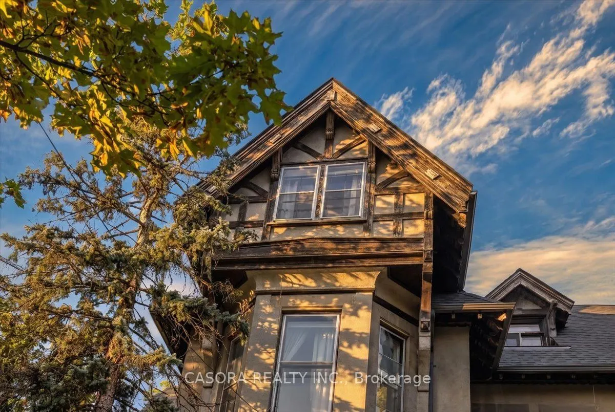 139 Main Street S