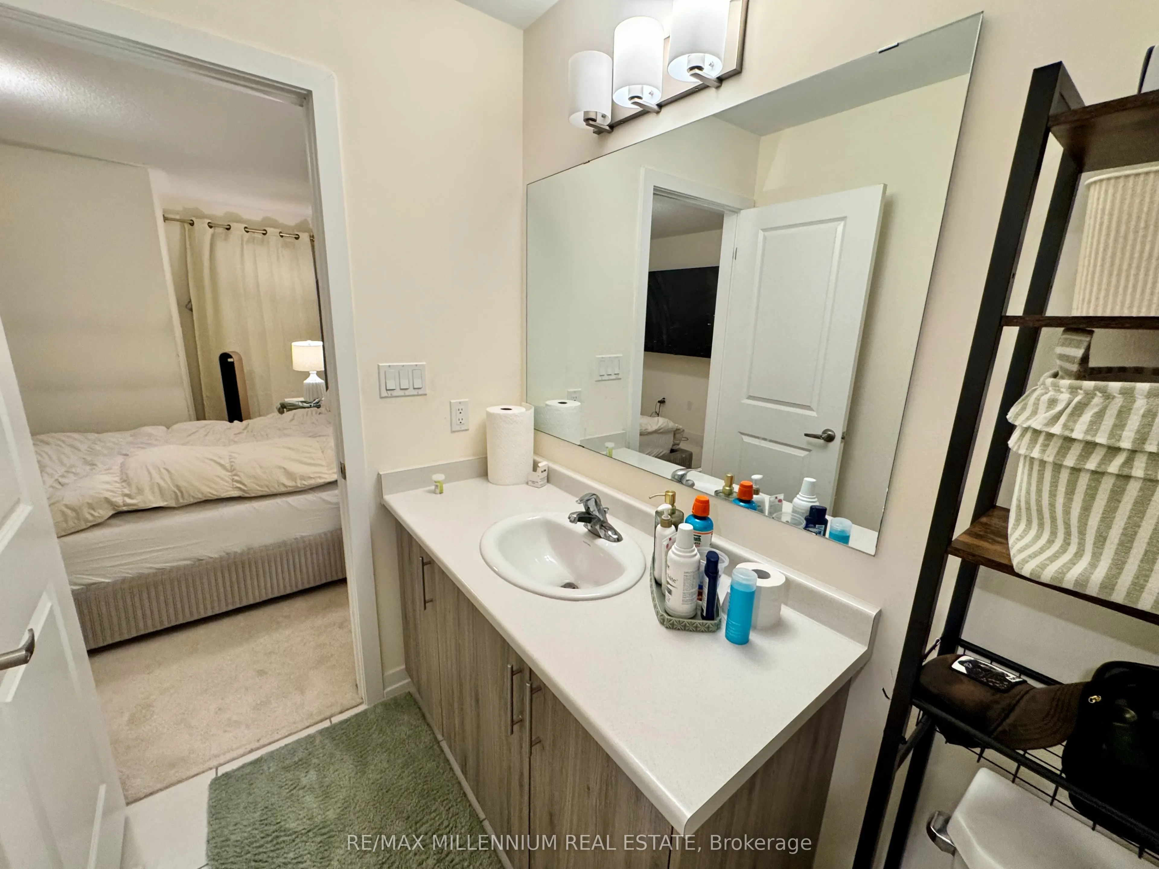 1559 Moonseed Place