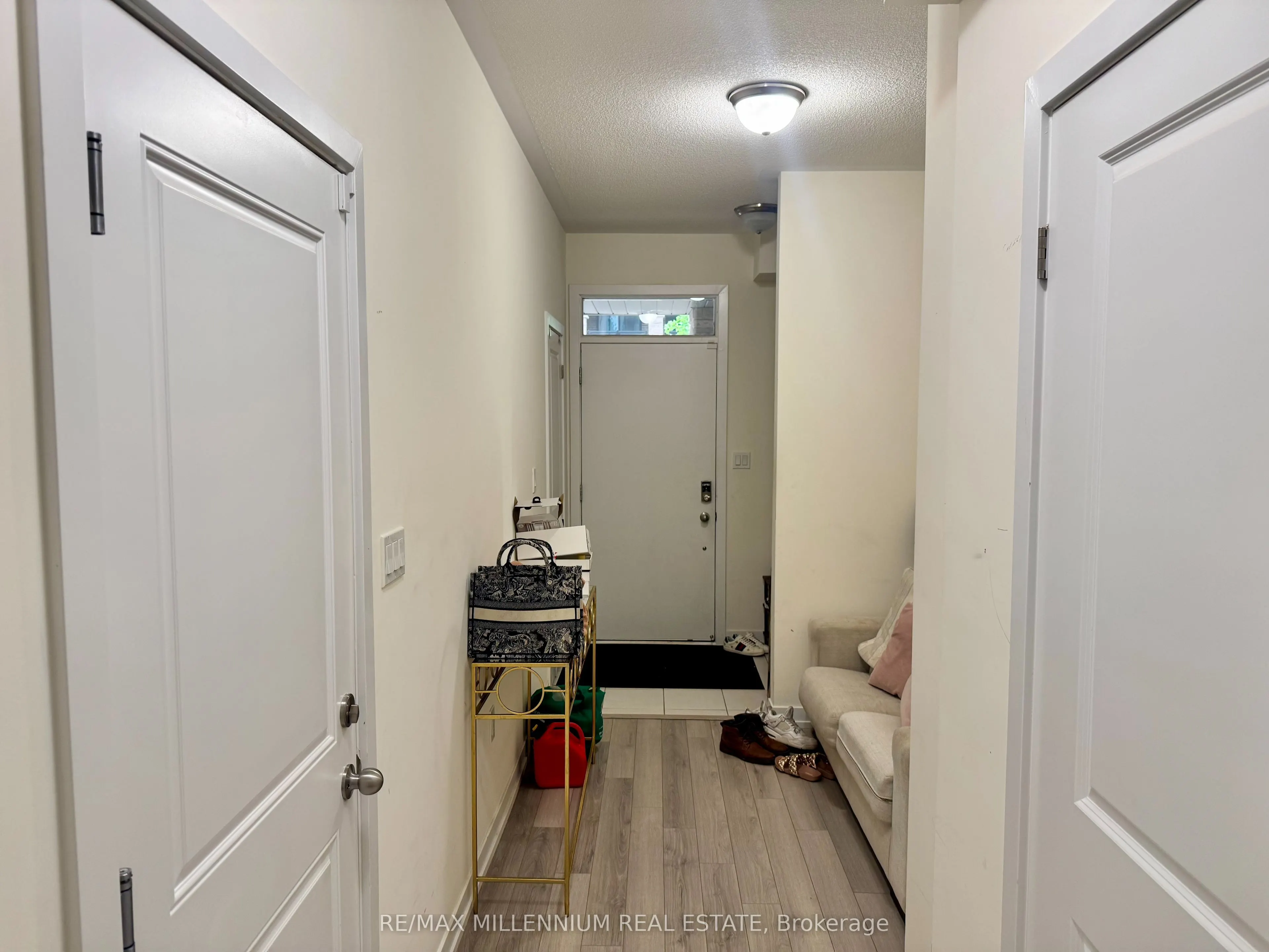 1559 Moonseed Place